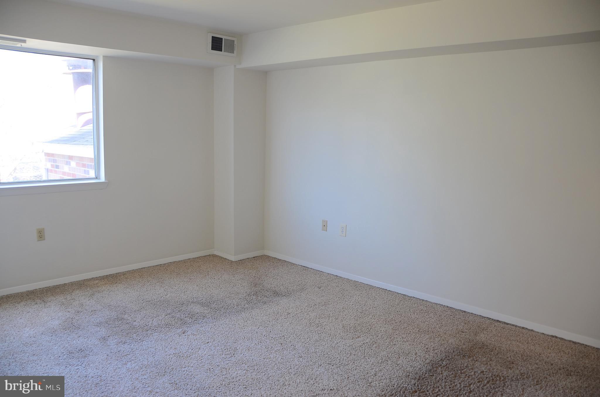 FAIRWINDS ON SEVERN - Residential Lease