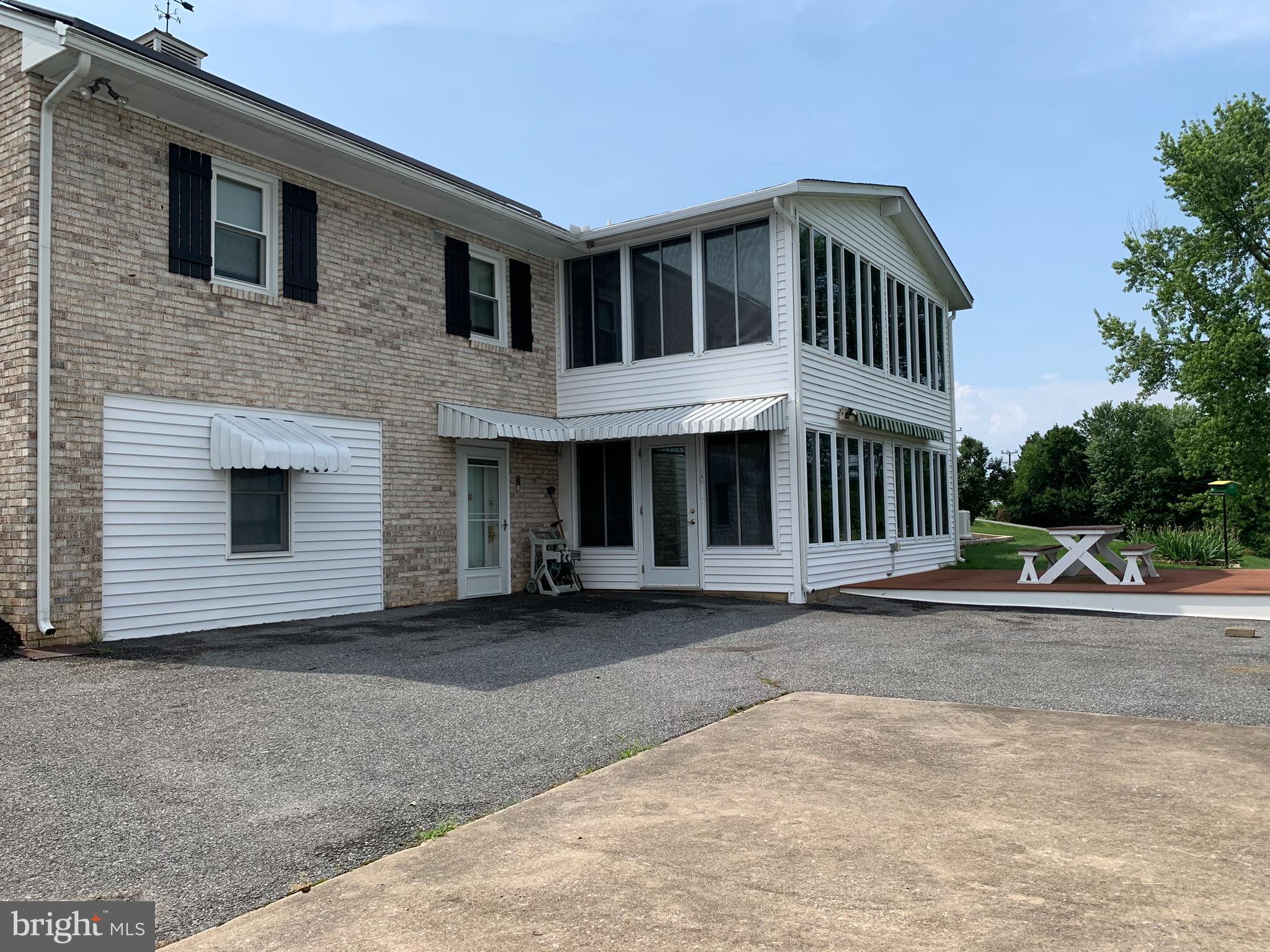 2715 LITTLESTOWN PIKE