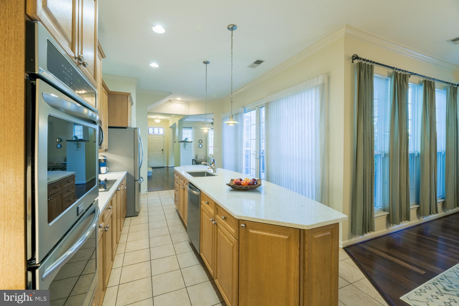 BELMONT TOWN CENTER - Residential