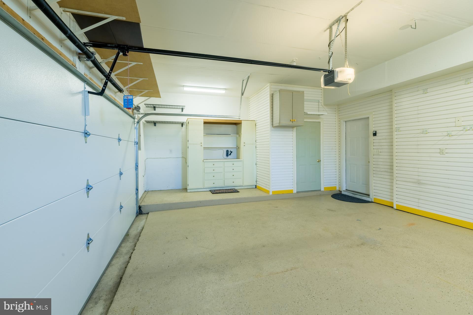 BELMONT TOWN CENTER - Residential