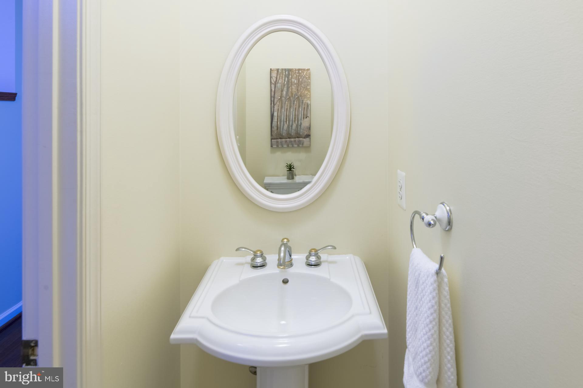 BELMONT TOWN CENTER - Residential