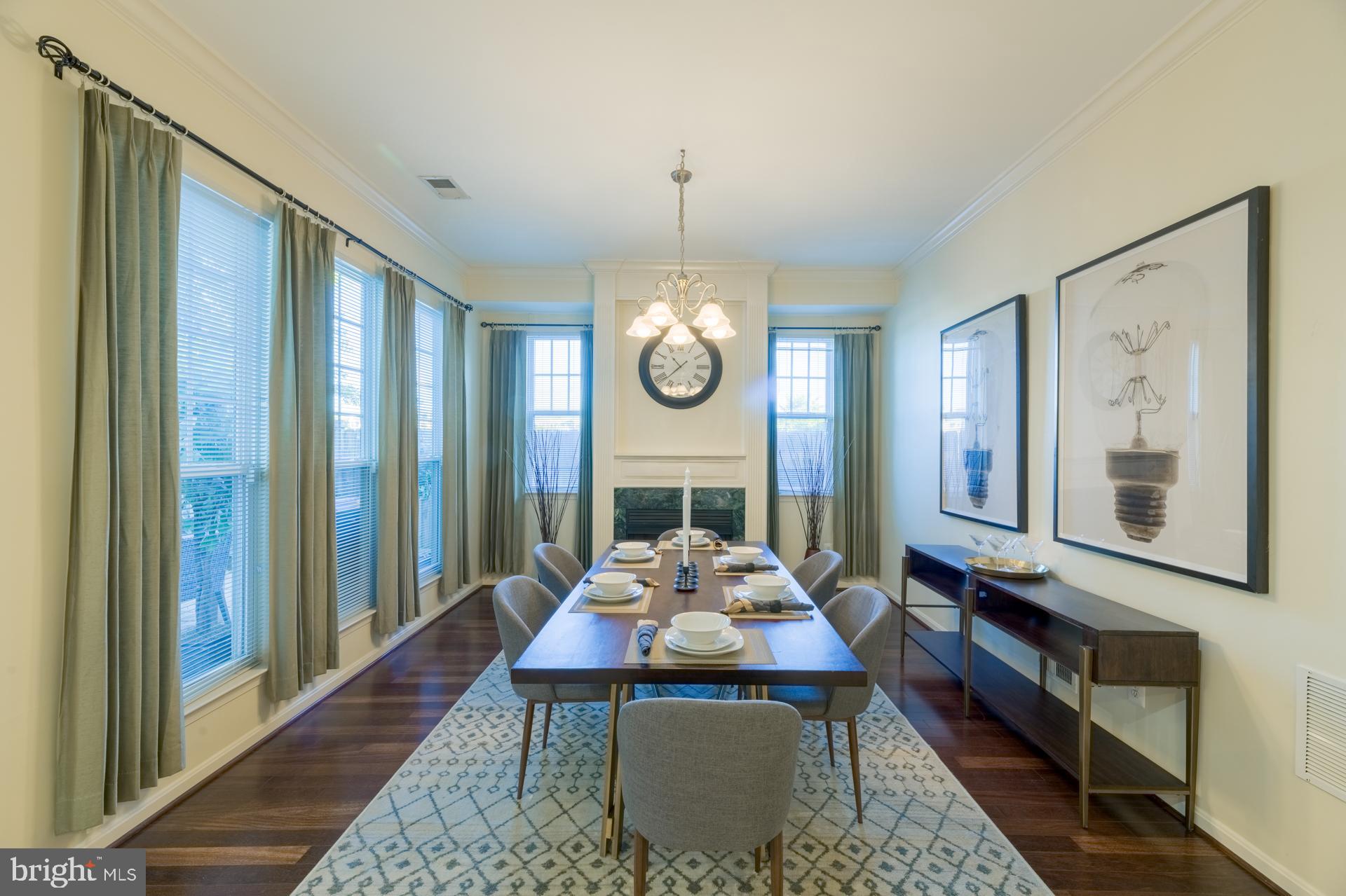 BELMONT TOWN CENTER - Residential