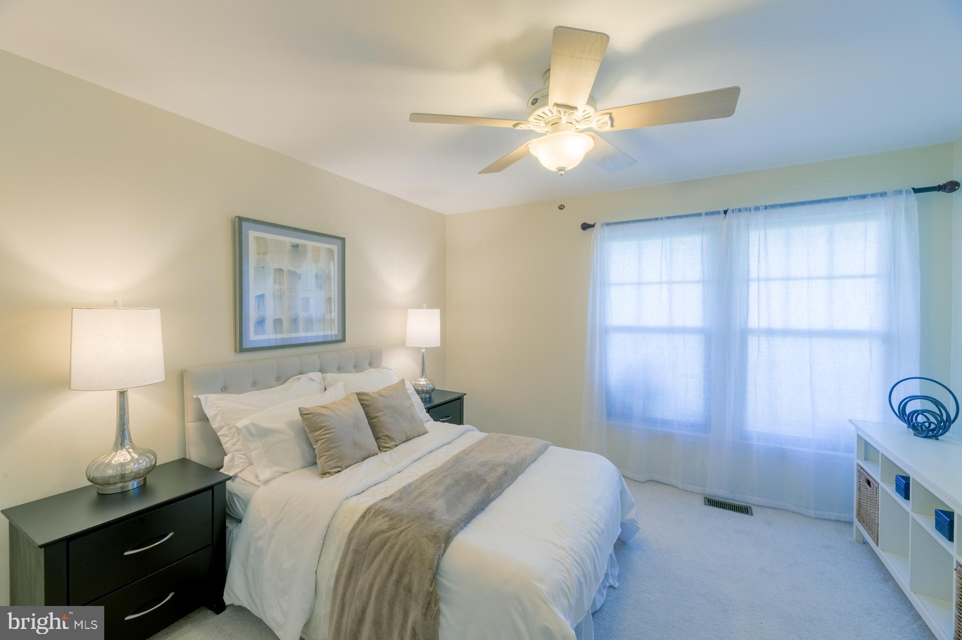 BELMONT TOWN CENTER - Residential