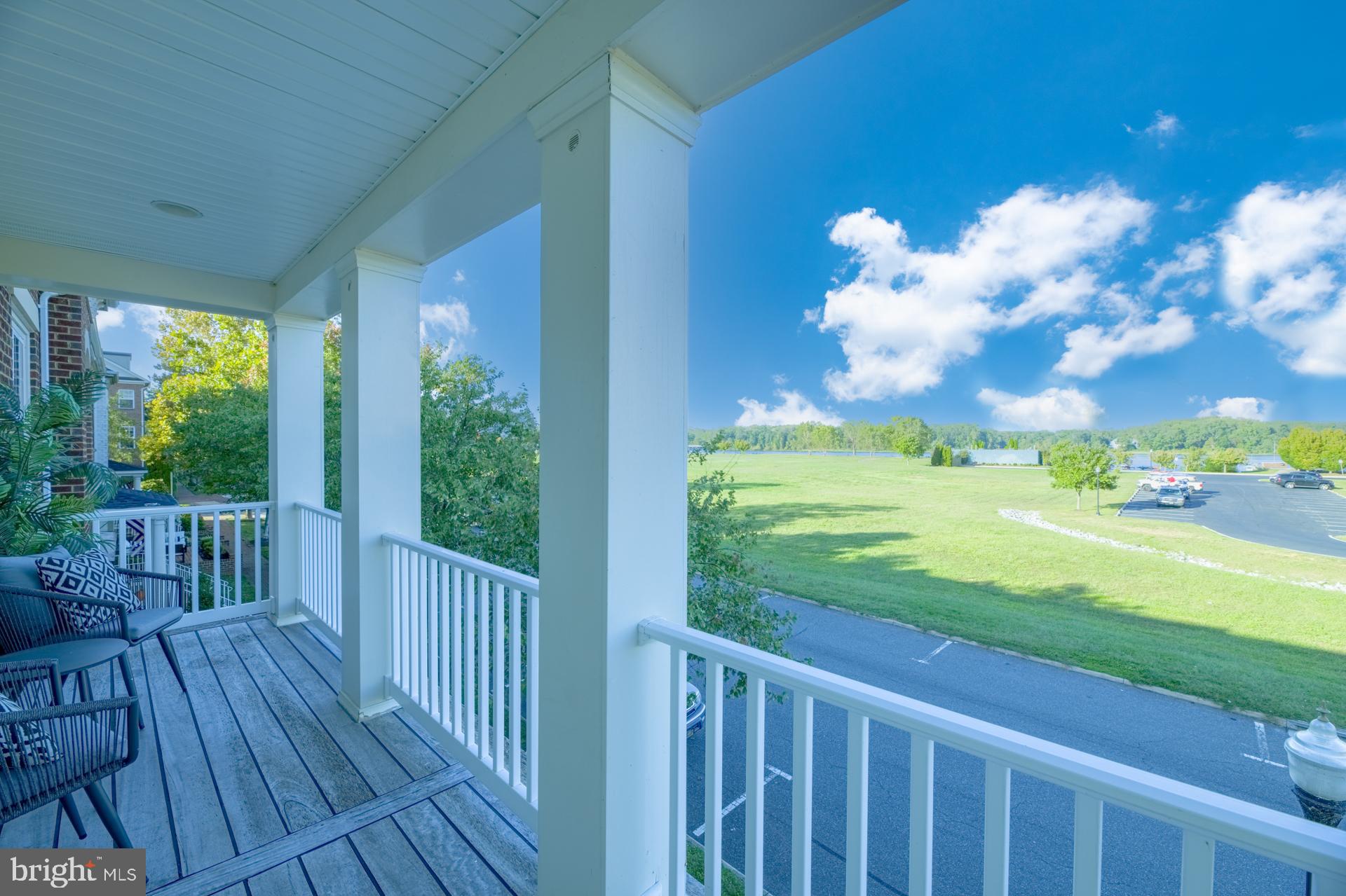 BELMONT TOWN CENTER - Residential