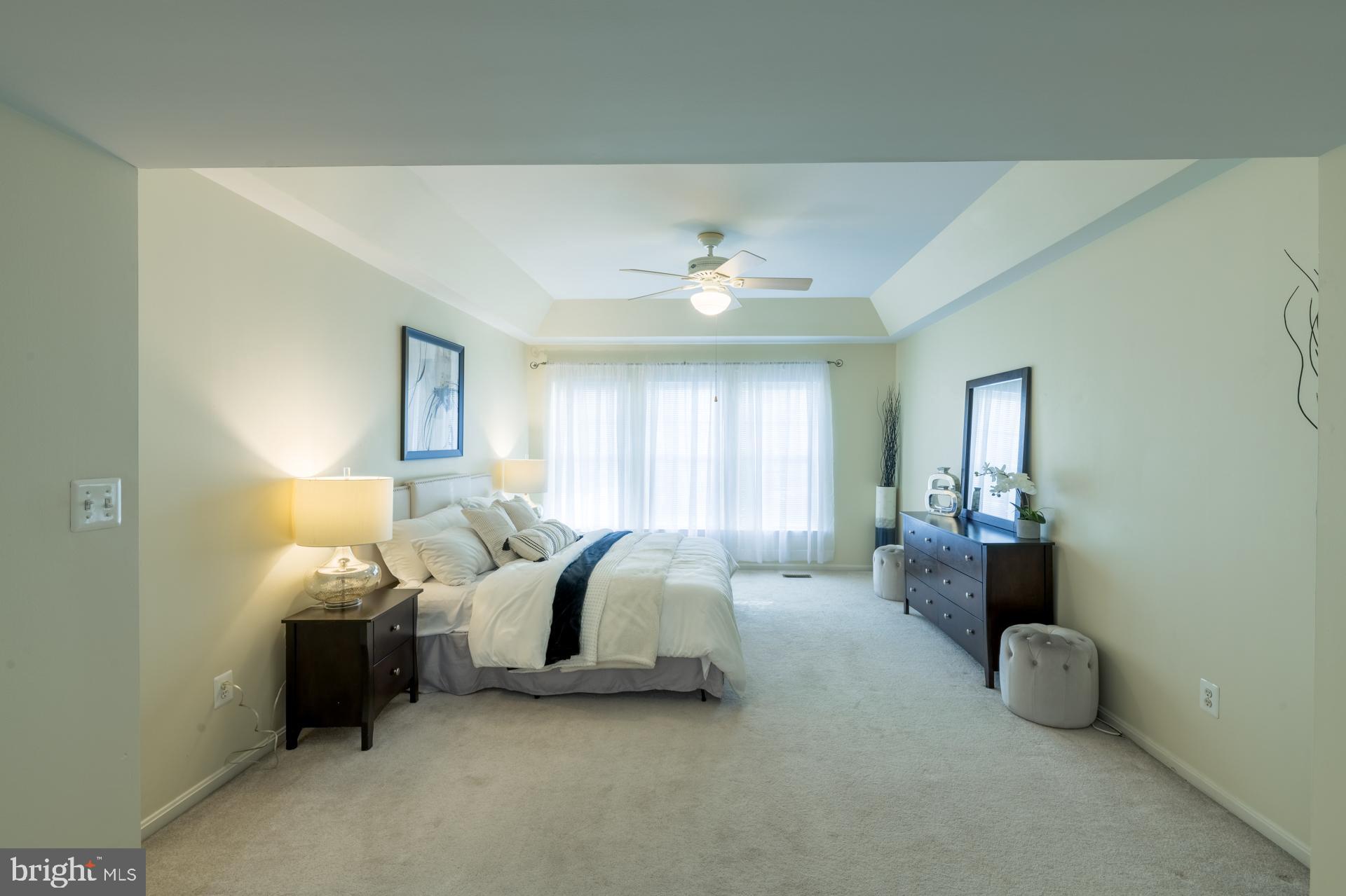 BELMONT TOWN CENTER - Residential