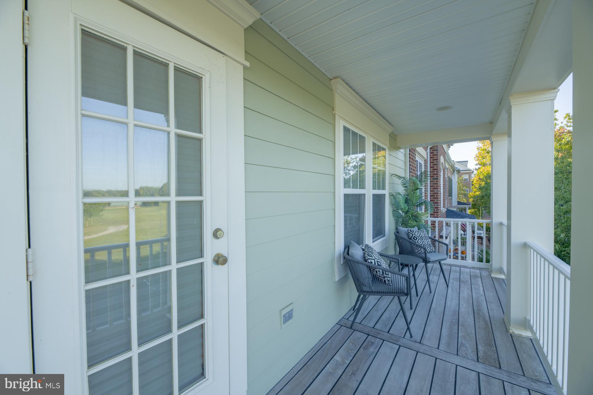 BELMONT TOWN CENTER - Residential