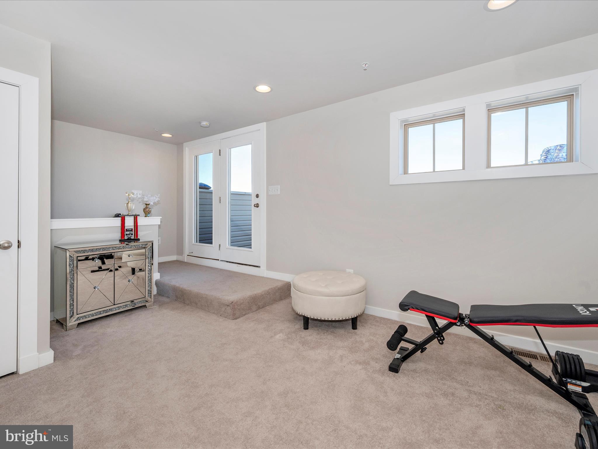 STONE BARN VILLAGE - Residential Lease