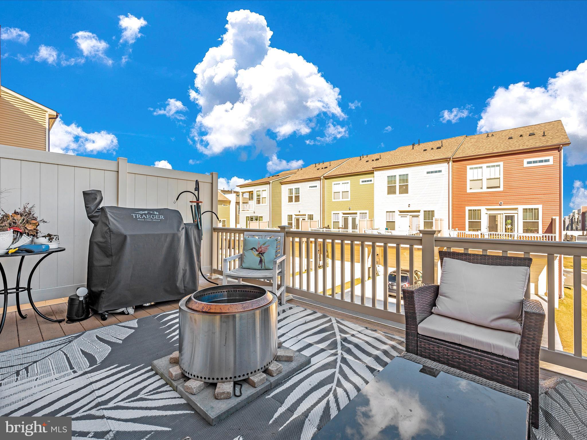 STONE BARN VILLAGE - Residential Lease