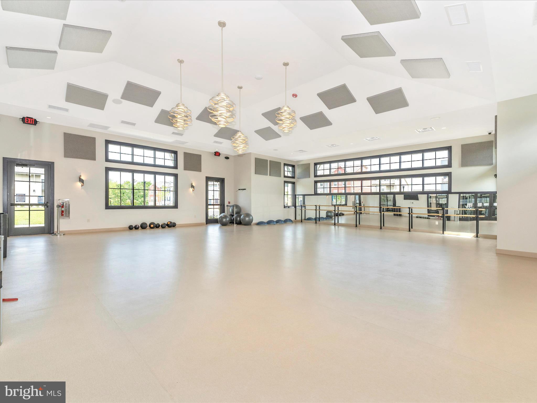 STONE BARN VILLAGE - Residential Lease