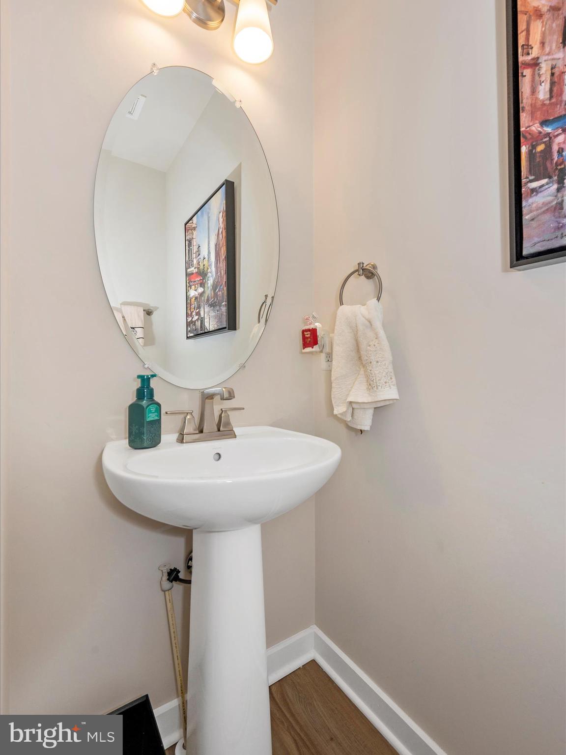 STONE BARN VILLAGE - Residential Lease