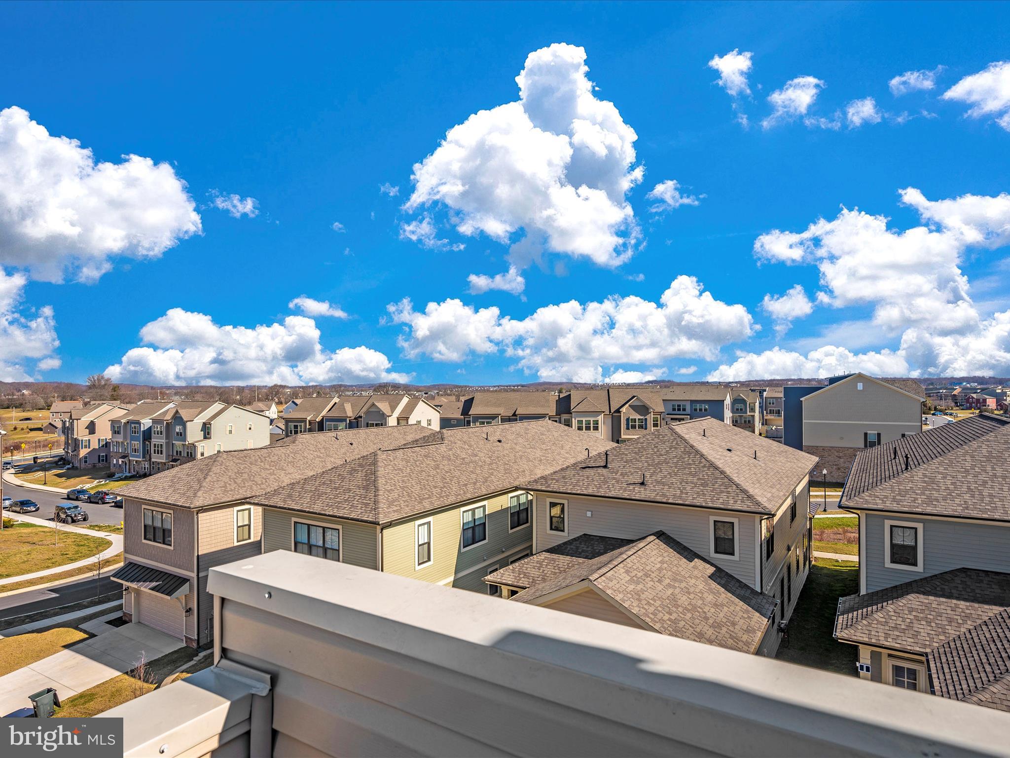 STONE BARN VILLAGE - Residential Lease