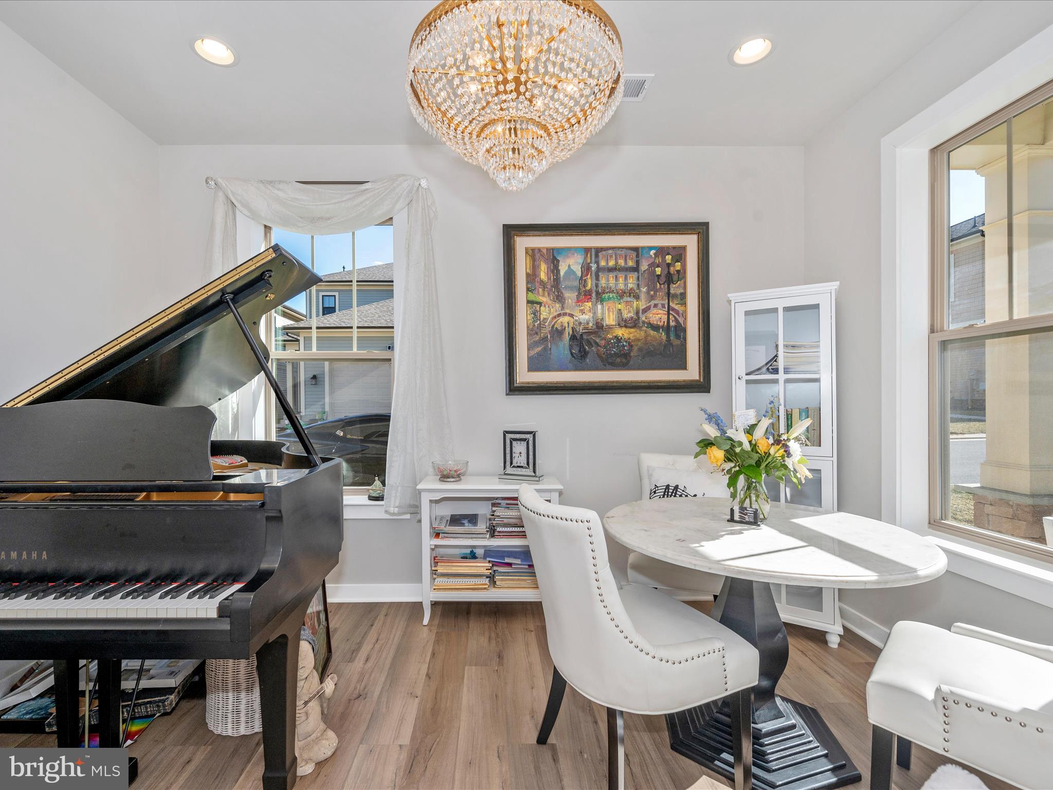 STONE BARN VILLAGE - Residential Lease