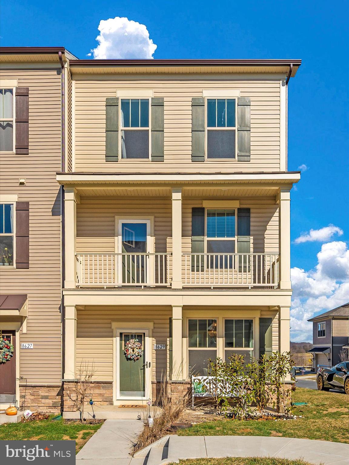 STONE BARN VILLAGE - Residential Lease