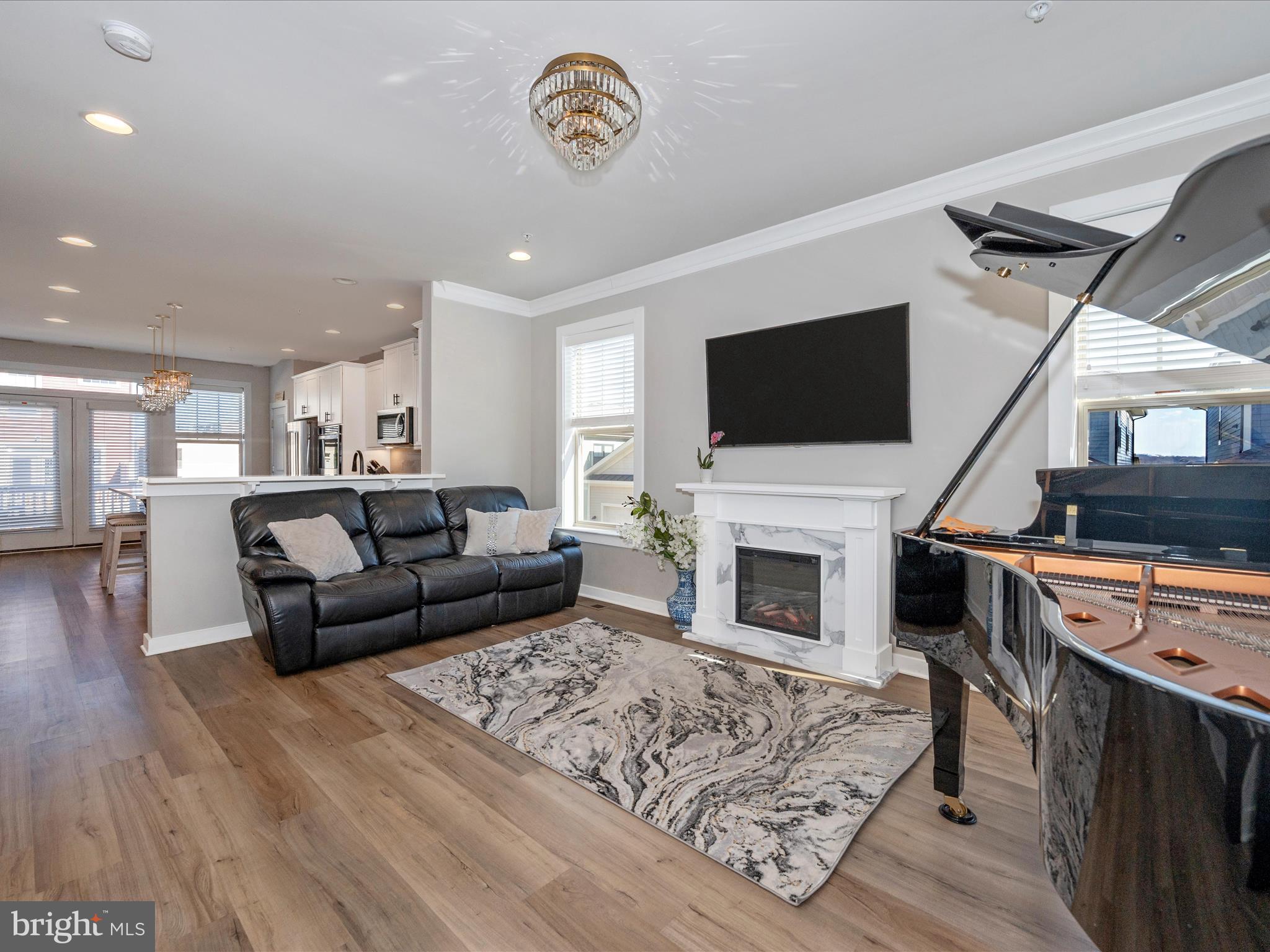 STONE BARN VILLAGE - Residential Lease