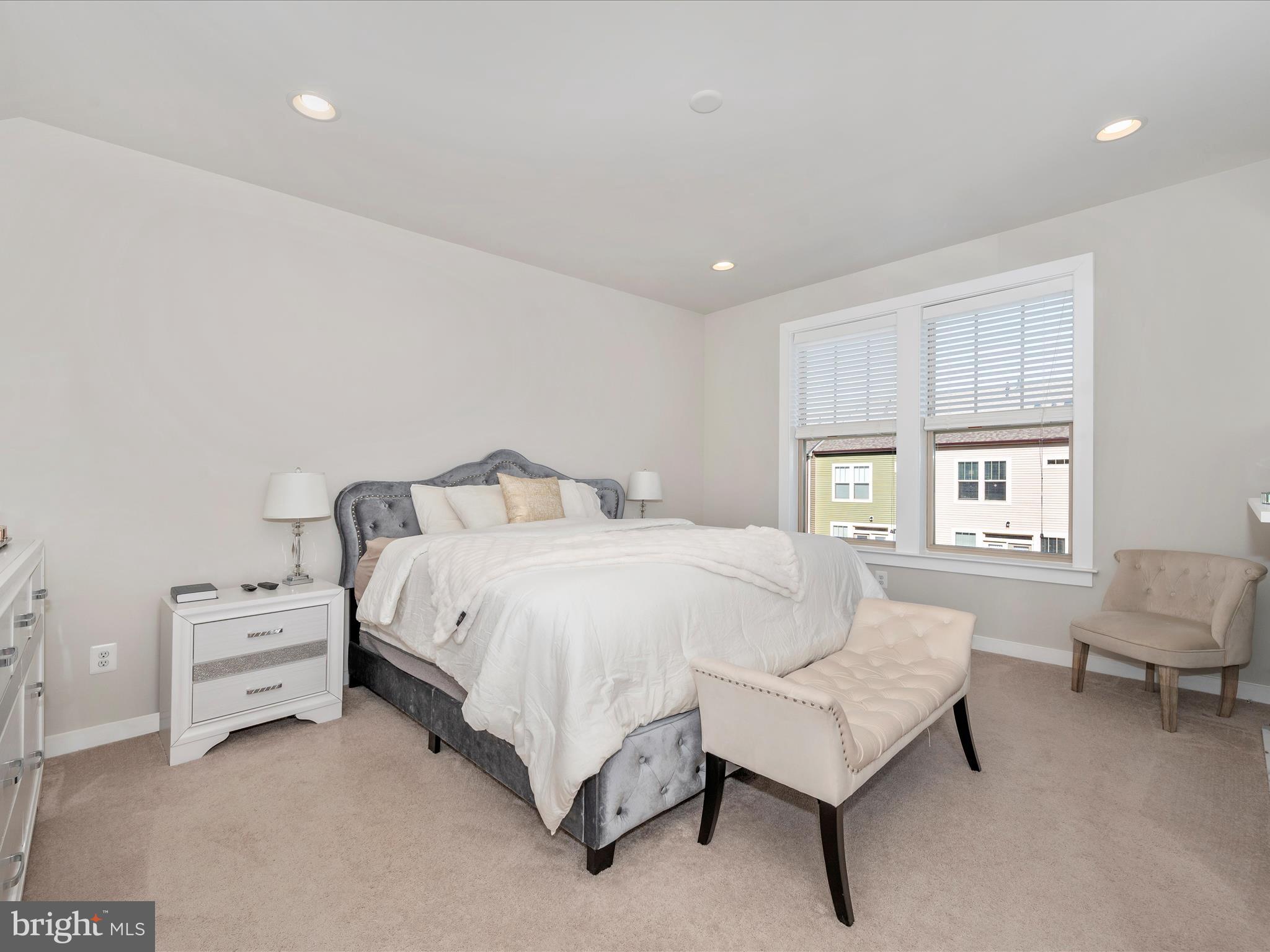 STONE BARN VILLAGE - Residential Lease