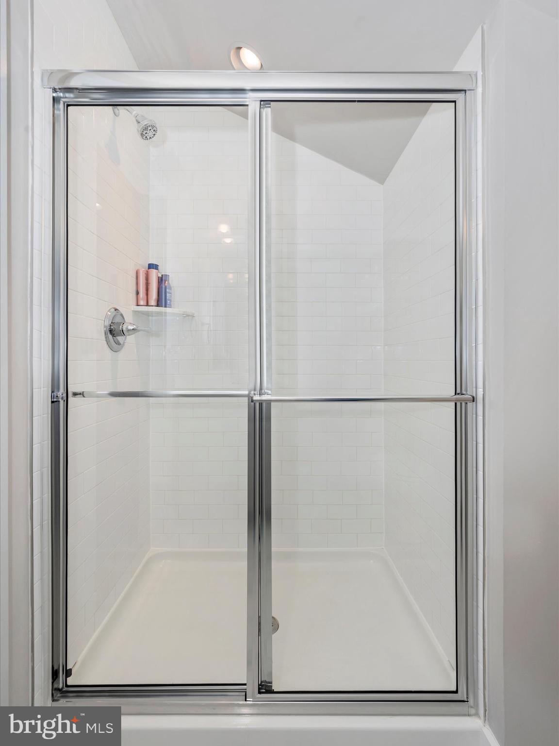 STONE BARN VILLAGE - Residential Lease