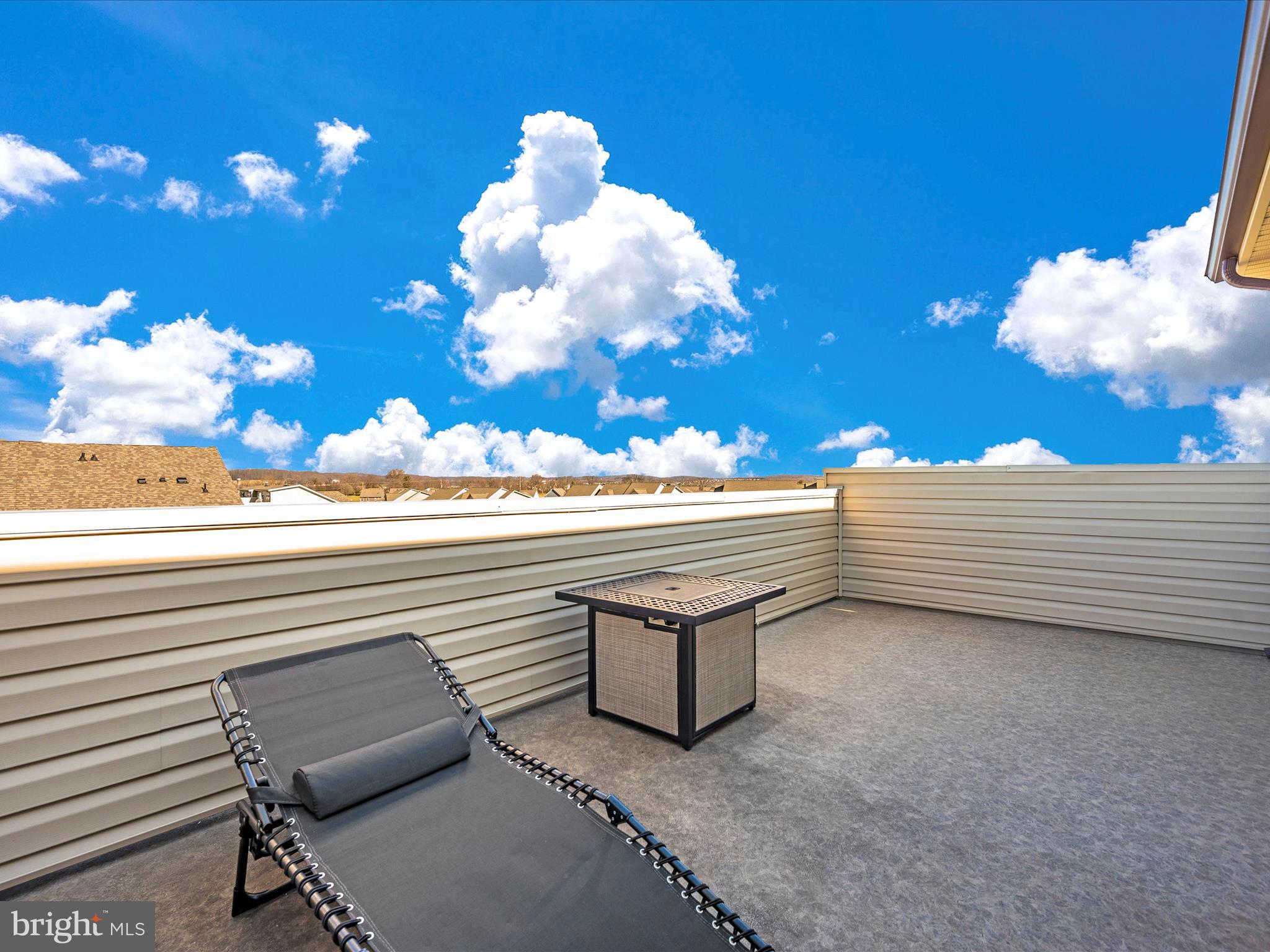 STONE BARN VILLAGE - Residential Lease