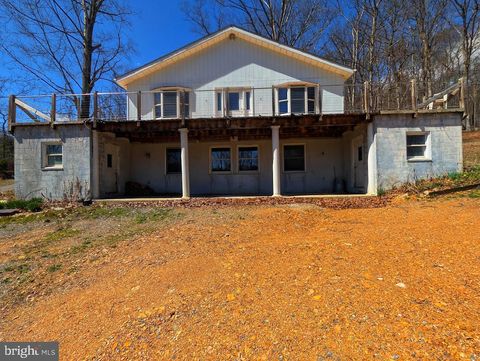 Photo of 364 Valentine Acres Rd, CLEARVILLE, PA 15535 (MLS # PABD2003090)
