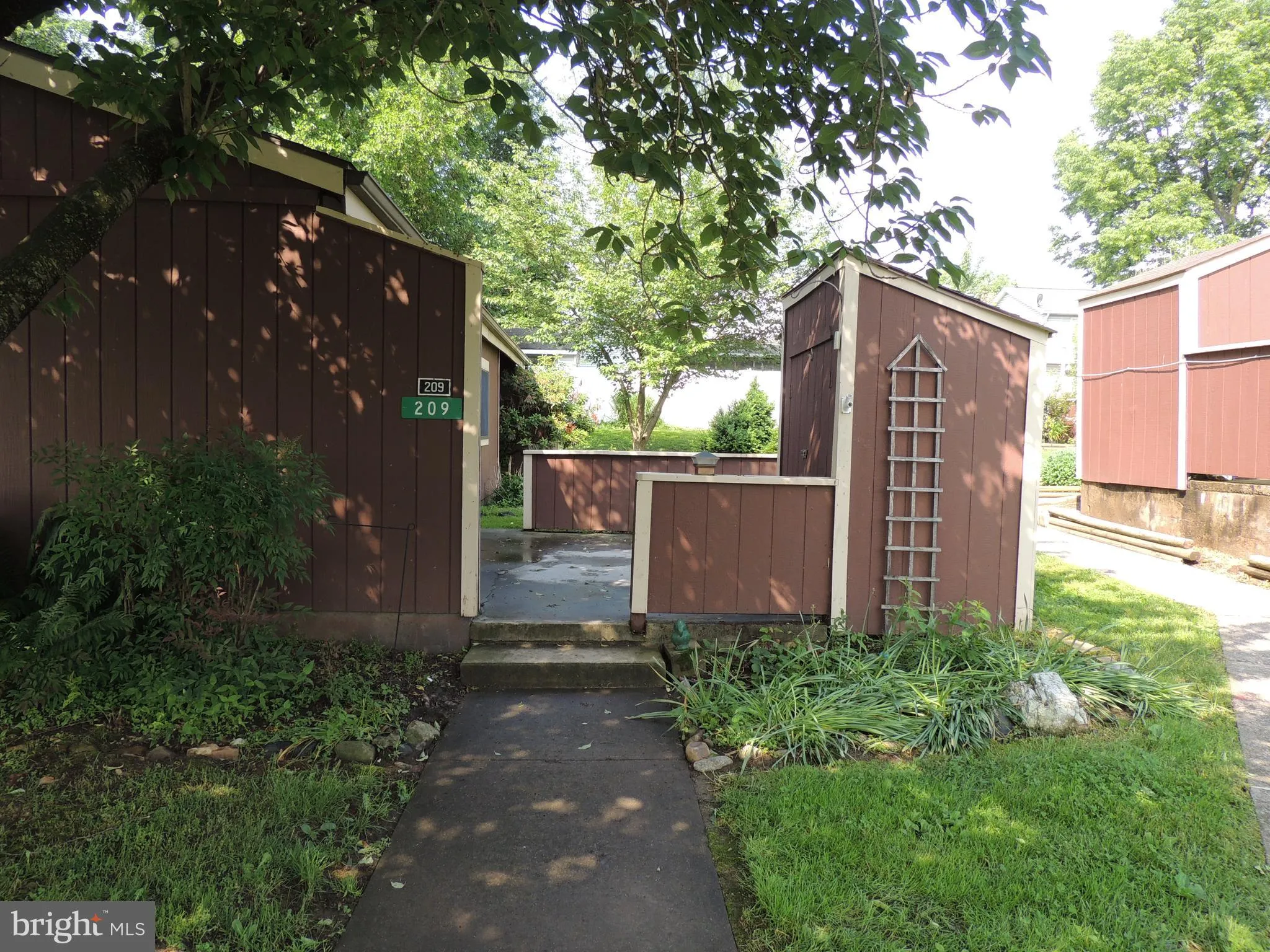 209 Louise Court, Enola, PA 17025
