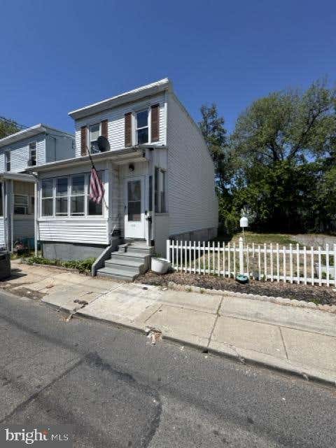 Homes For Sale - 135 Westminster Avenue<br/> Camden County, GLOUCESTER CITY, NJ 08030