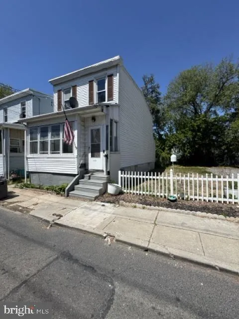 MLS: NJCD2116706