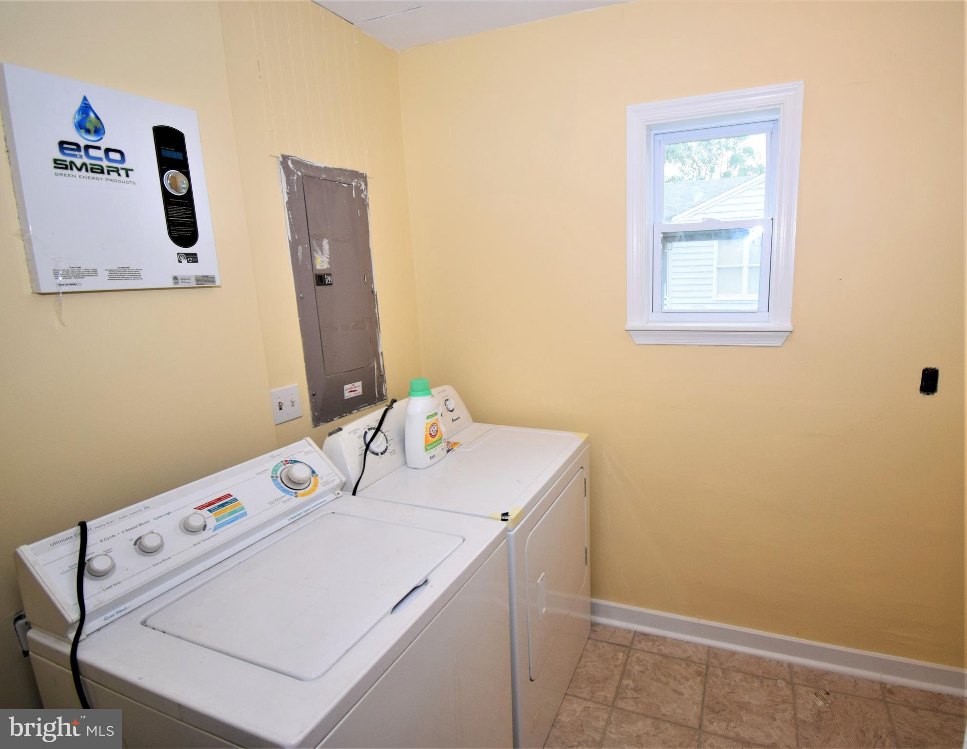 ROCK HALL - Residential