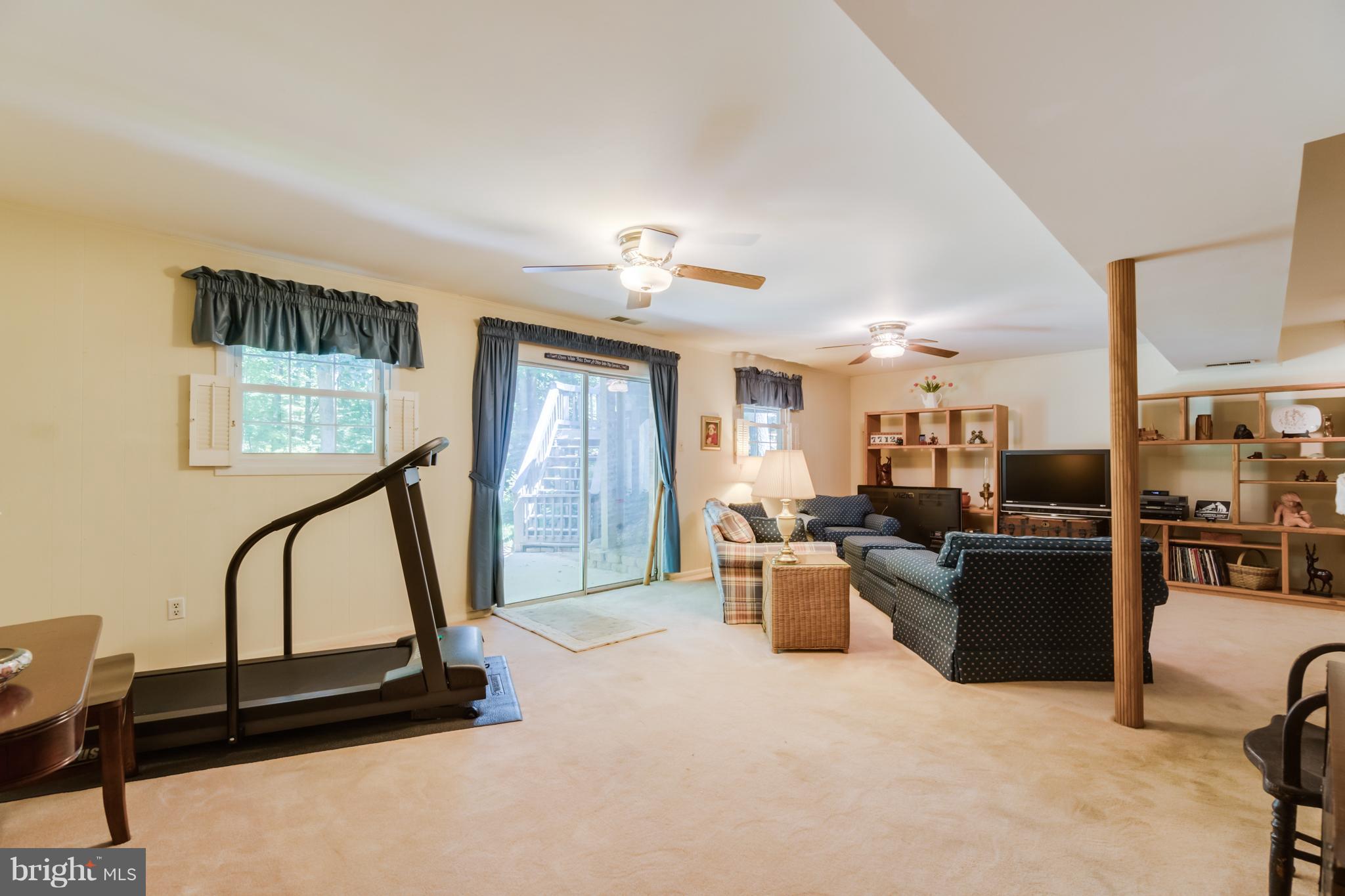 NORTH SPRINGFIELD - Residential