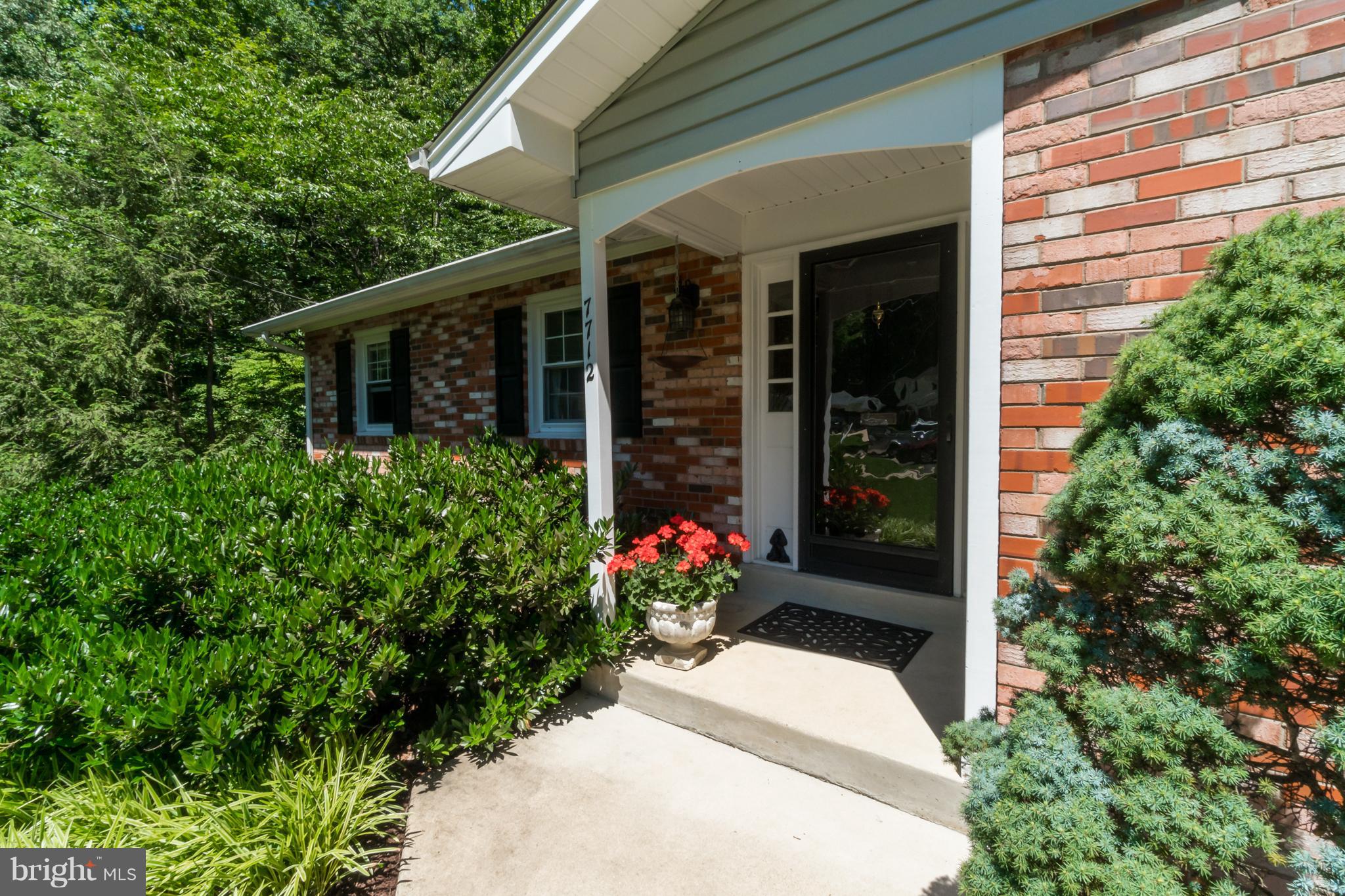 NORTH SPRINGFIELD - Residential