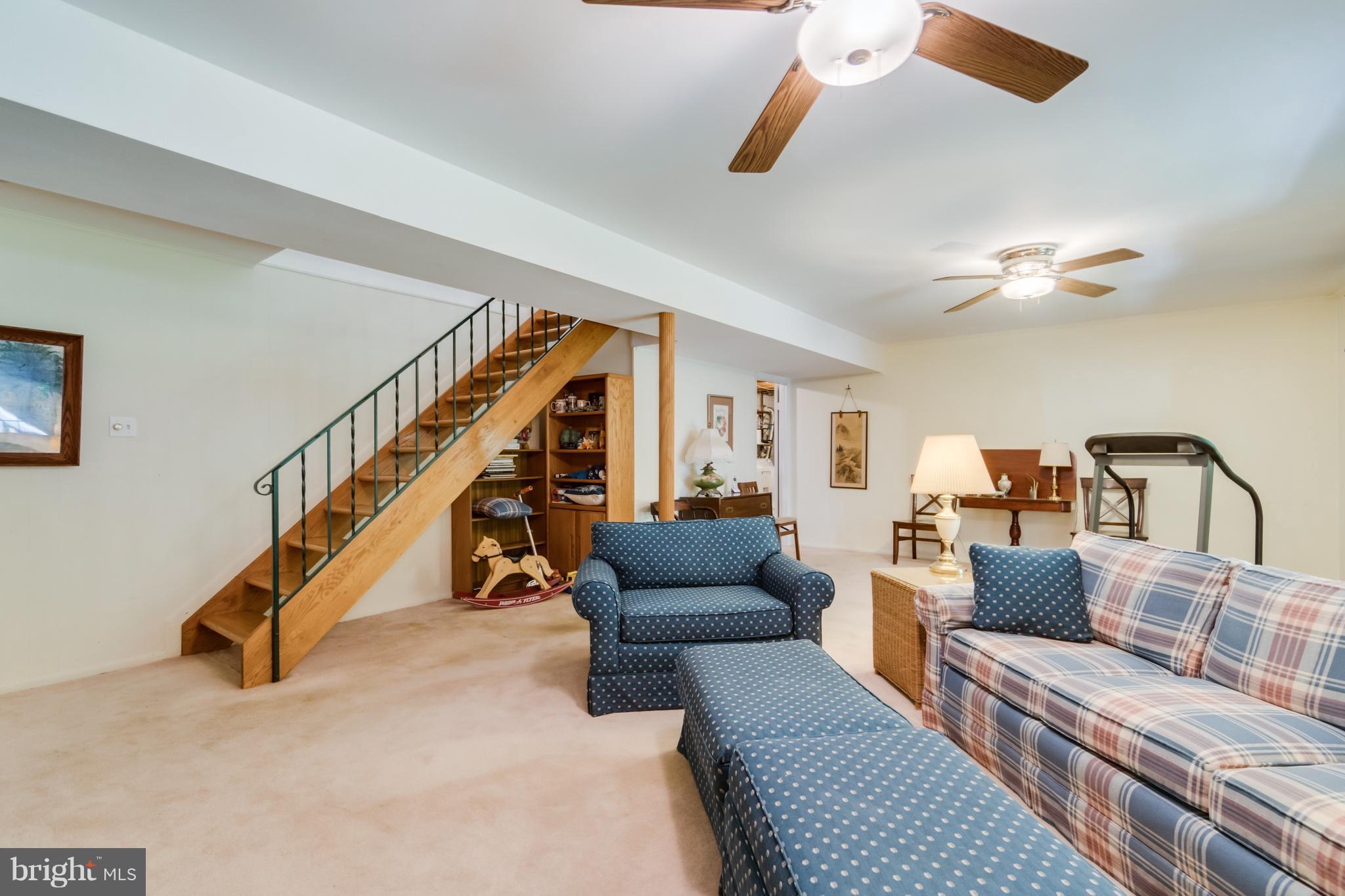 NORTH SPRINGFIELD - Residential