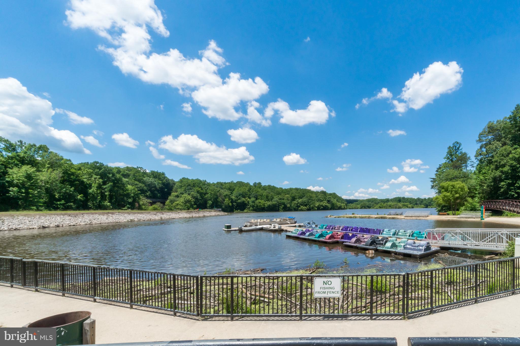 NORTH SPRINGFIELD - Residential