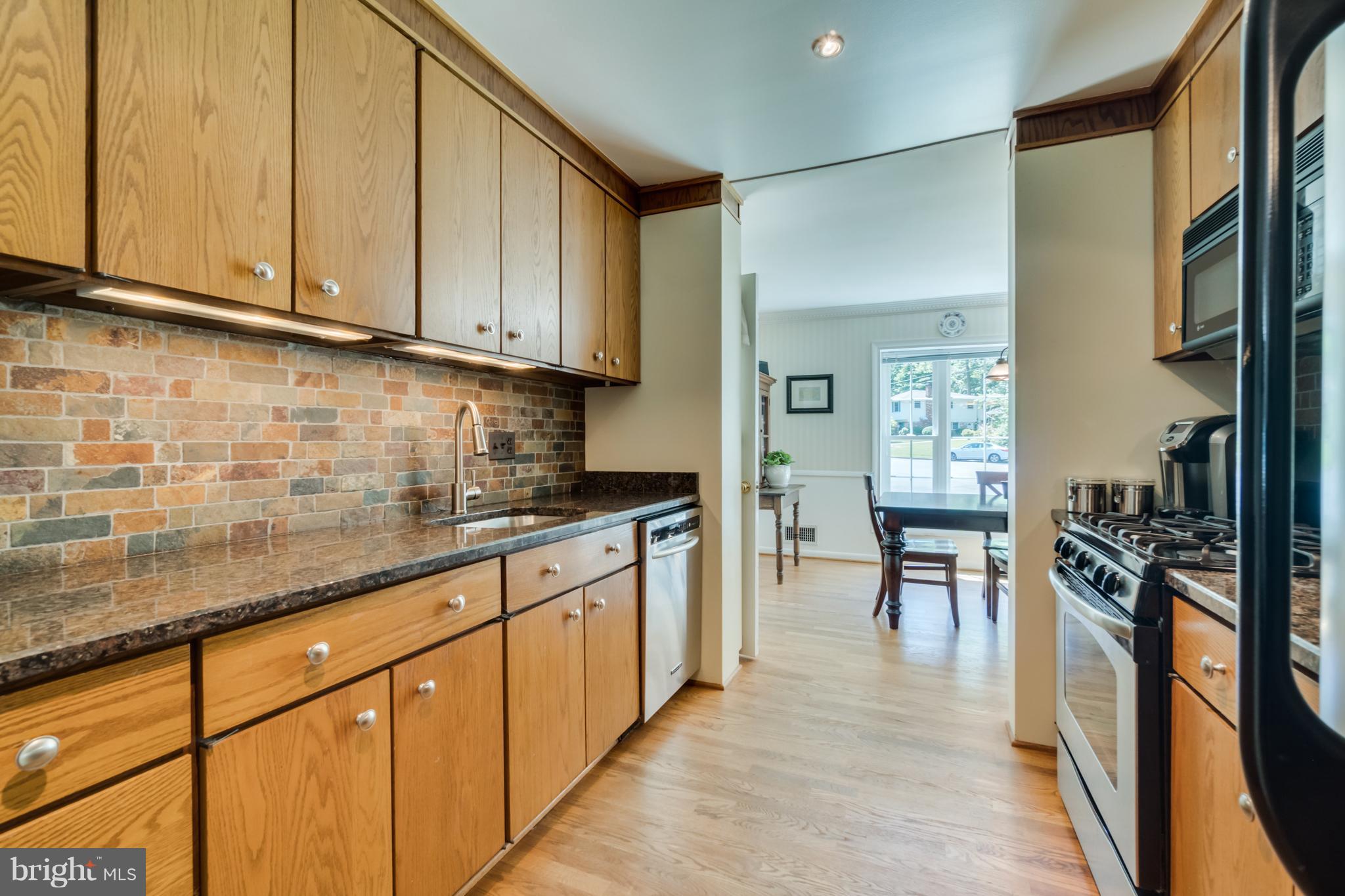 NORTH SPRINGFIELD - Residential