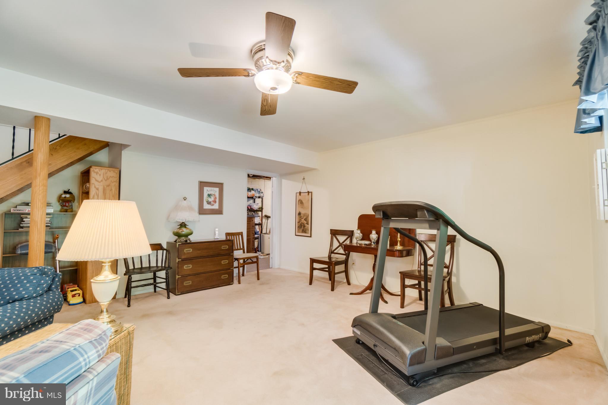 NORTH SPRINGFIELD - Residential