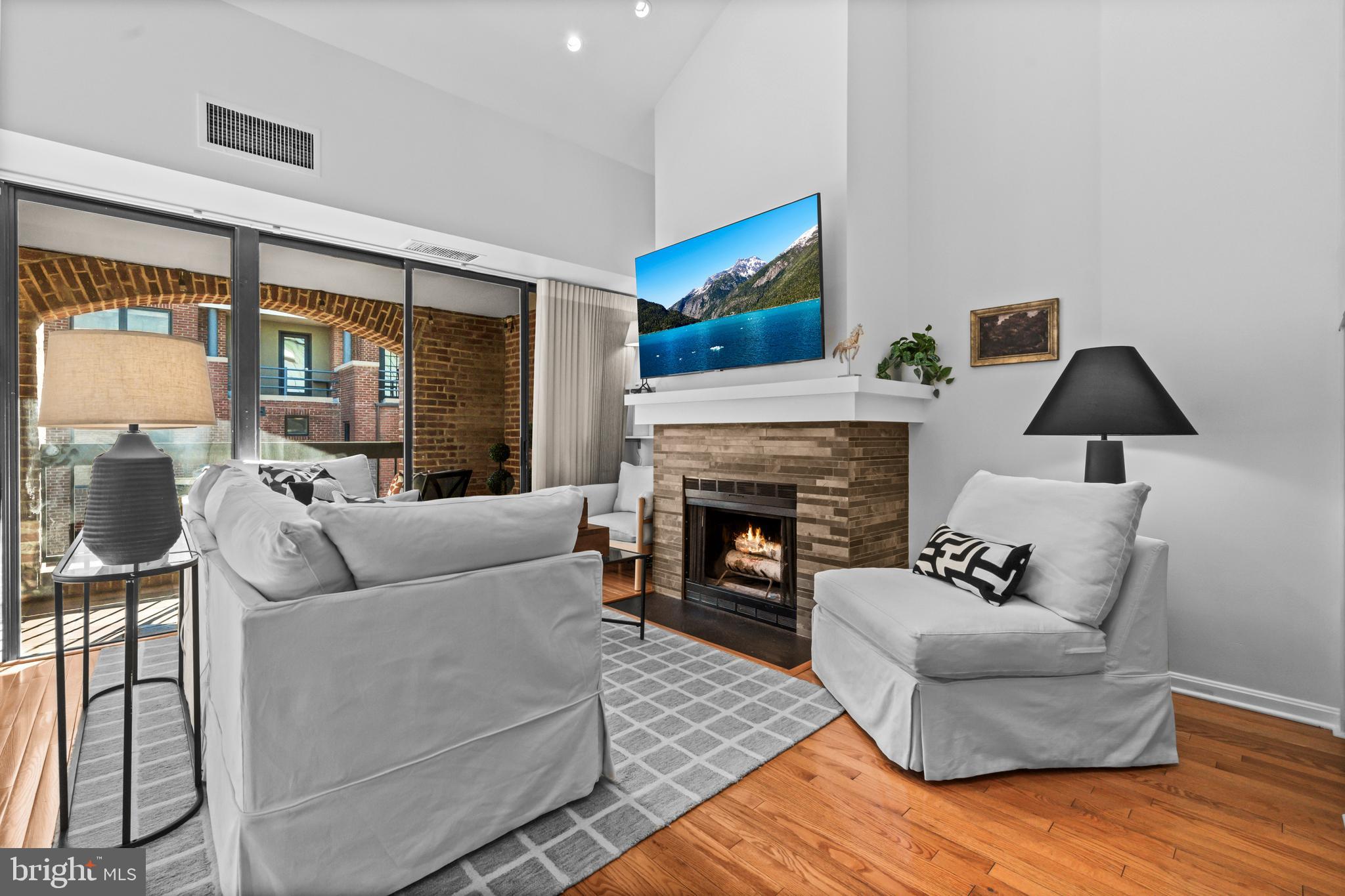 3225 GRACE STREET NW 219