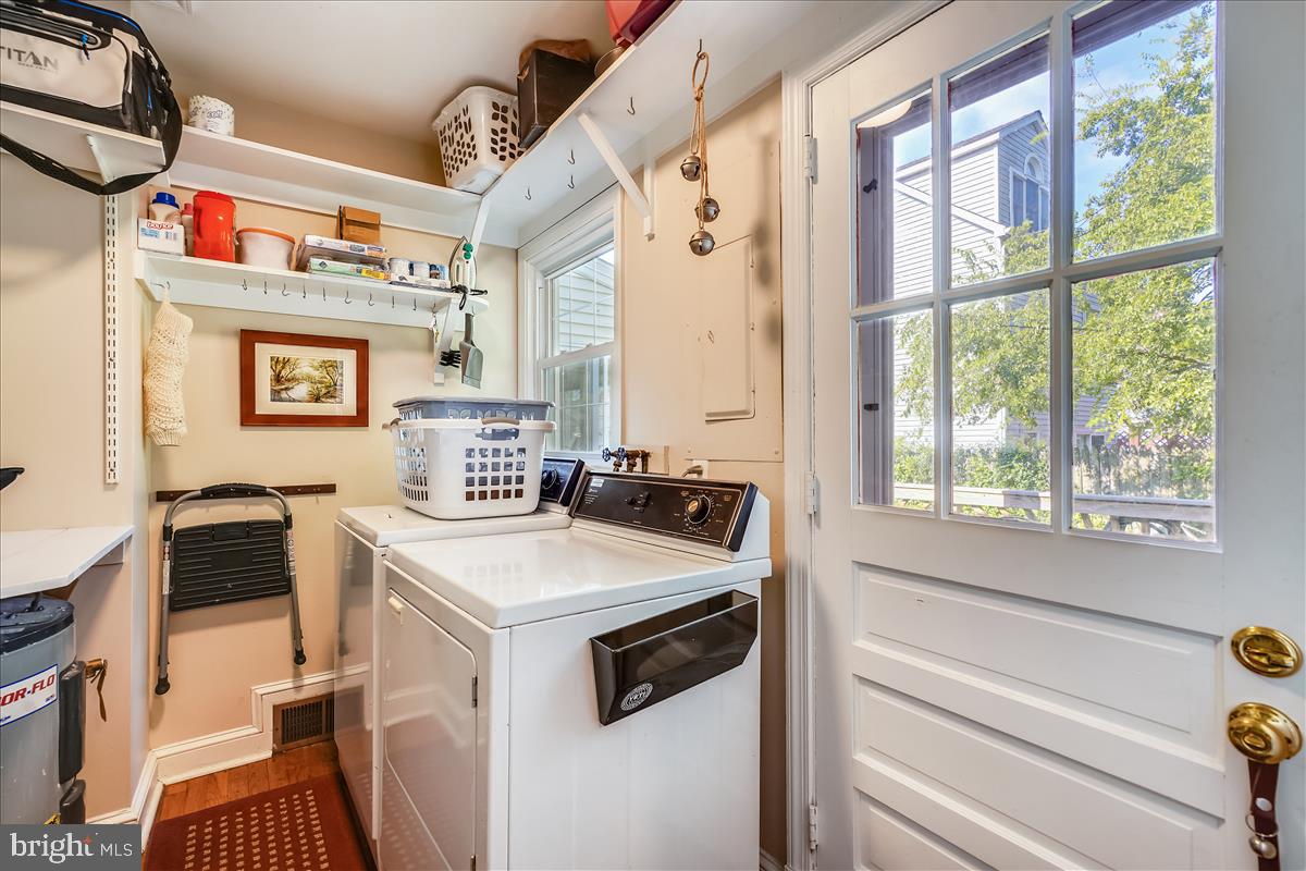 MURRAY HILL - Residential Lease