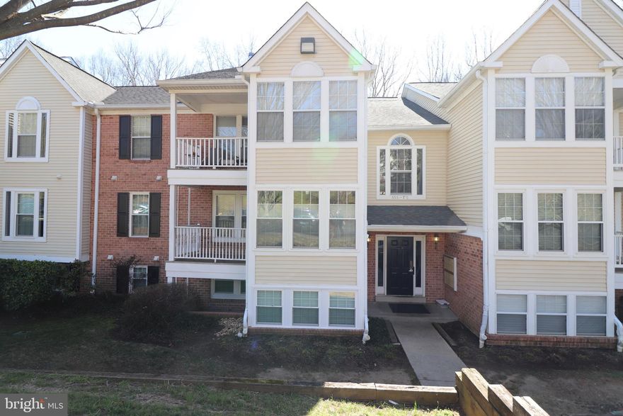 Great Arnold/Broadneck Location backs to quiet and private wooded view. Sit and enjoy the peace from your balcony. Sparkling Kahrs hardwood flooring throughout. Freshly painted. New Refrigerator, Disposal just installed. Heat Pump and other appliances less than 8 years. Water, sewer, trash is included in the monthly condo fee.  Ready for new owner, this could be you.