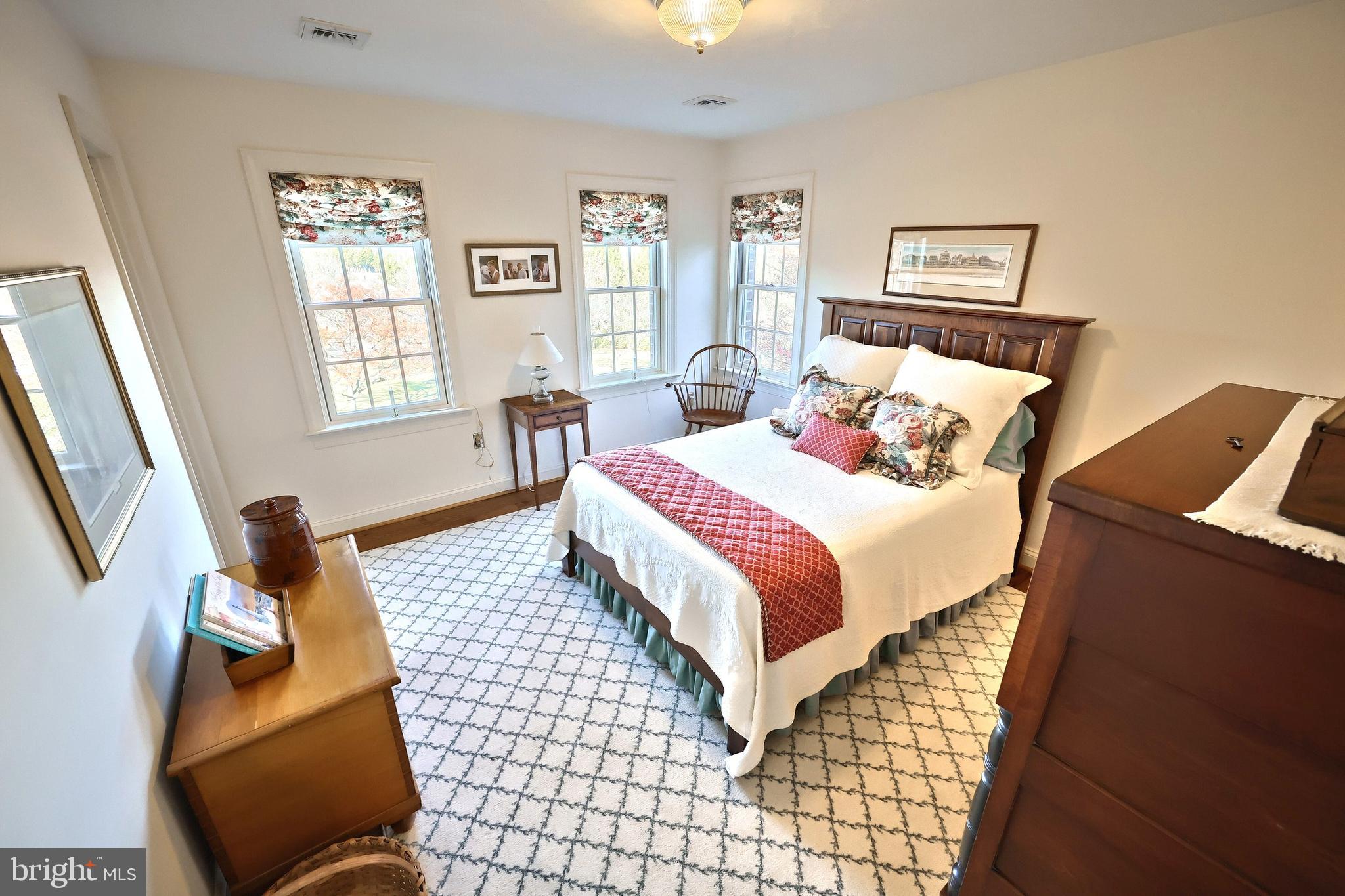 ORCHARD ACRES - Residential