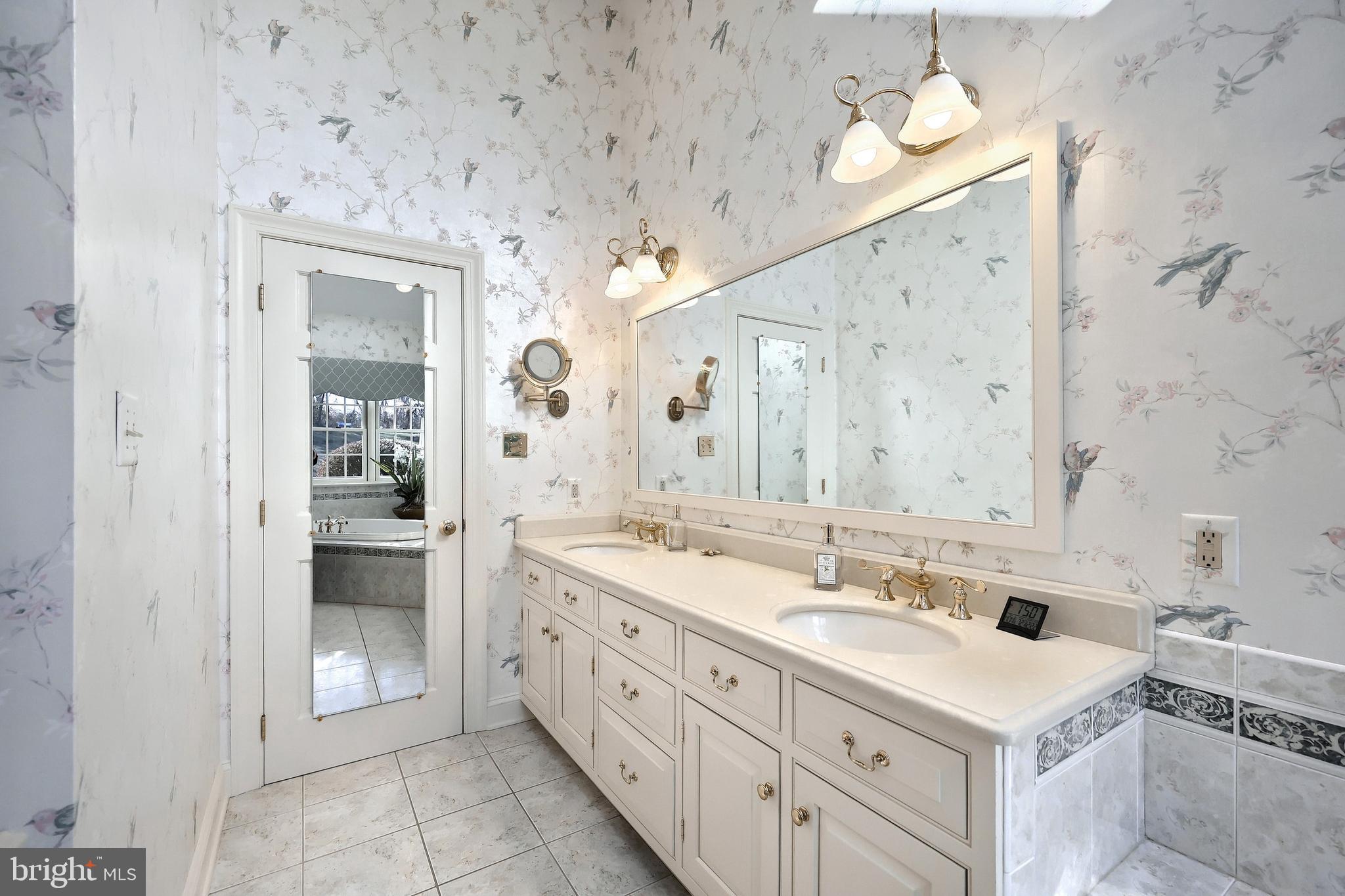 ORCHARD ACRES - Residential