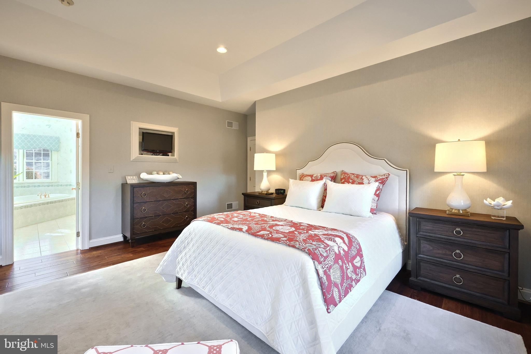 ORCHARD ACRES - Residential