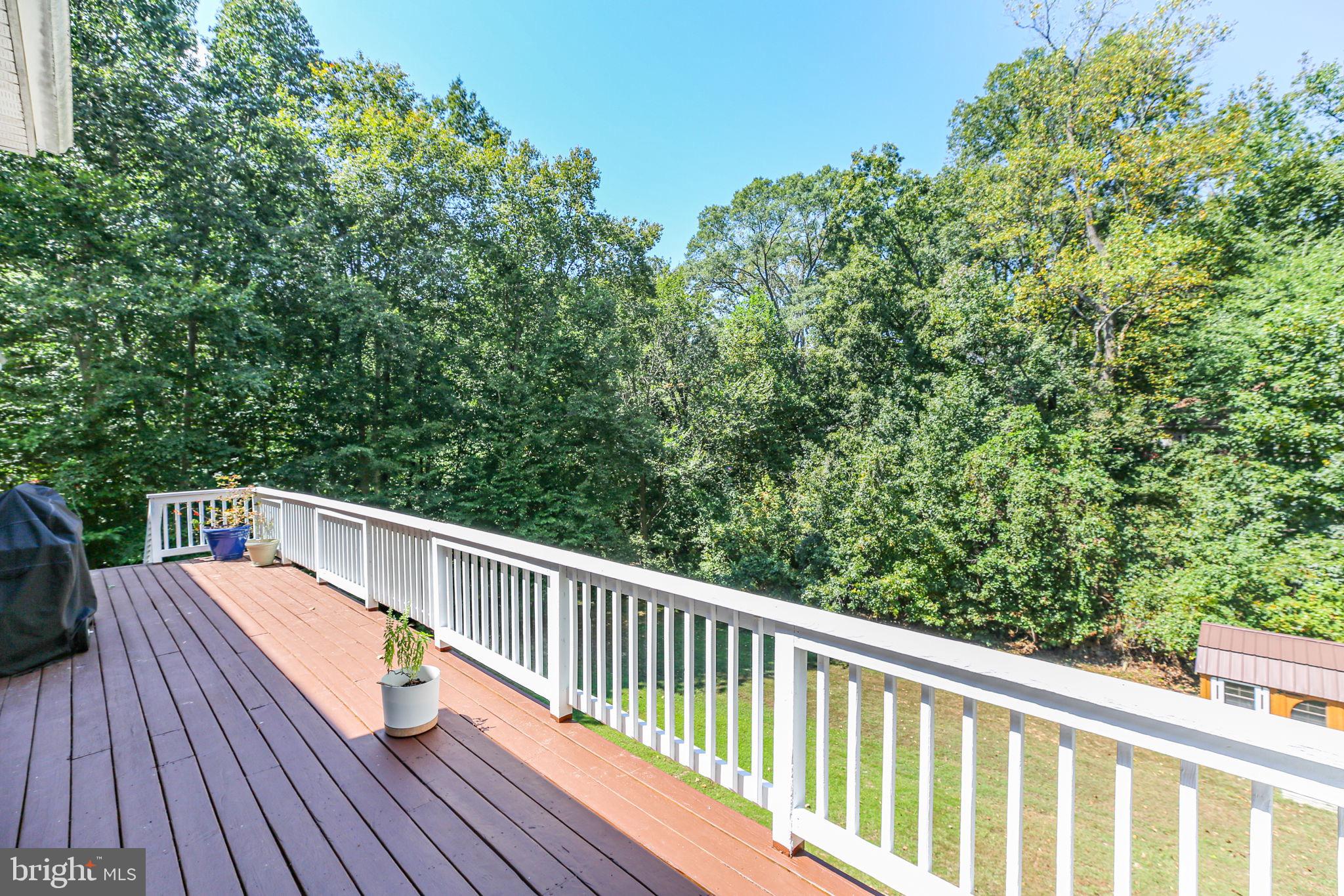 HUNTINGTON HILLS - Residential