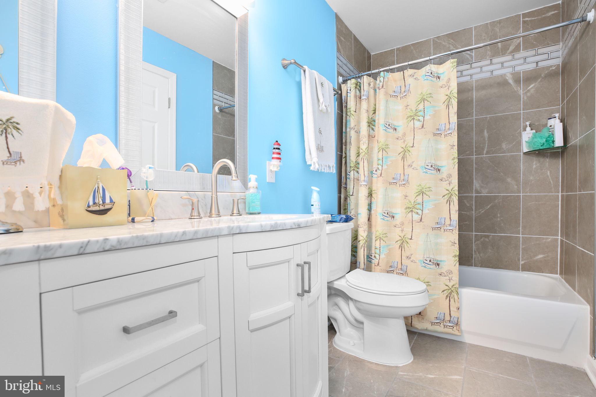 HUNTINGTON HILLS - Residential