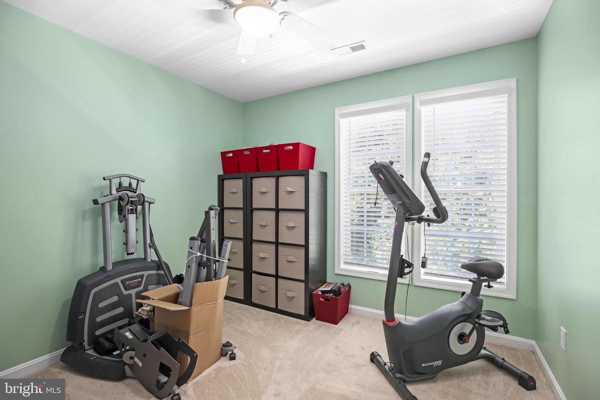 HUNTINGTON HILLS - Residential