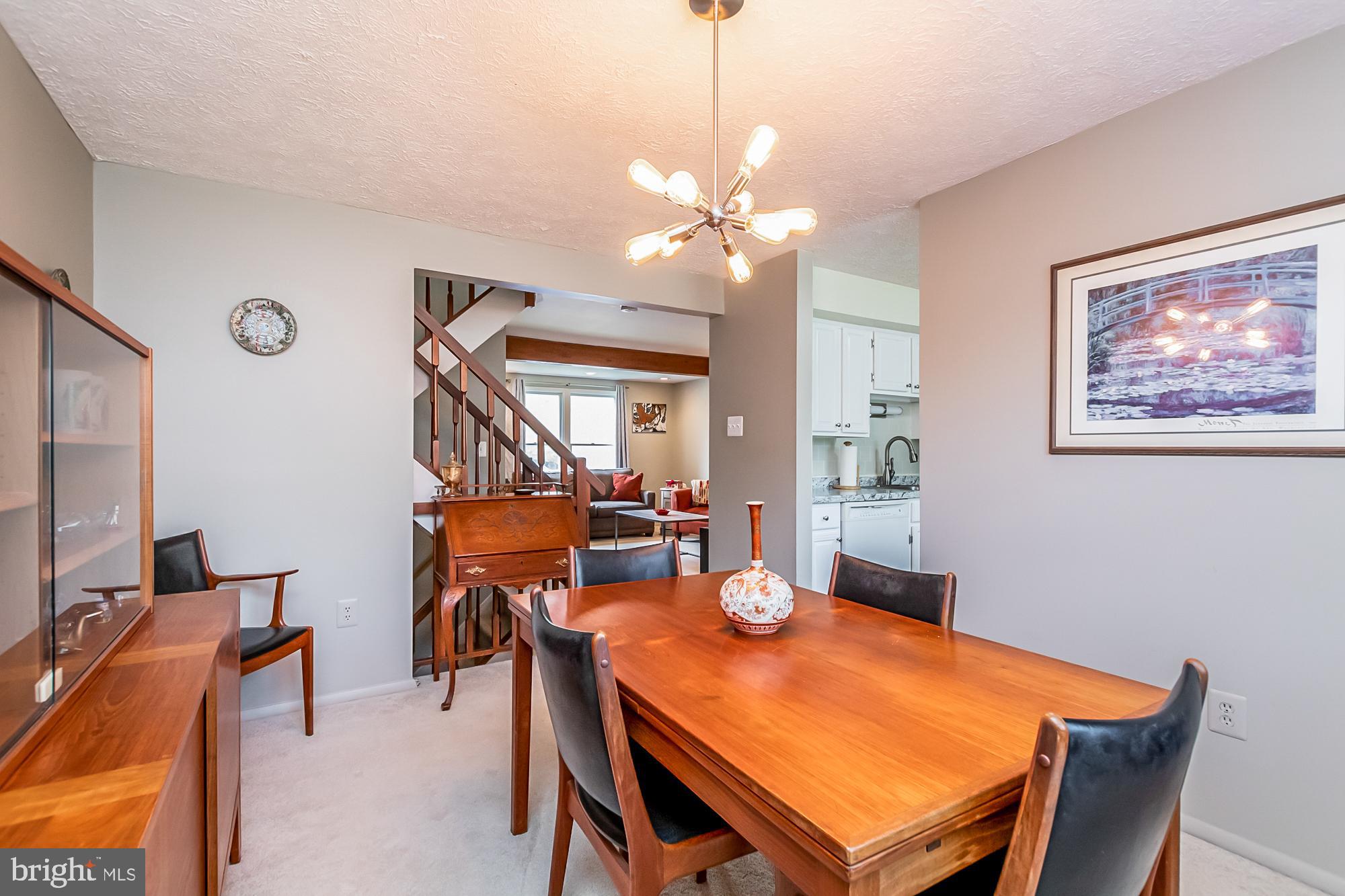 LAUREL VALLEY - Residential