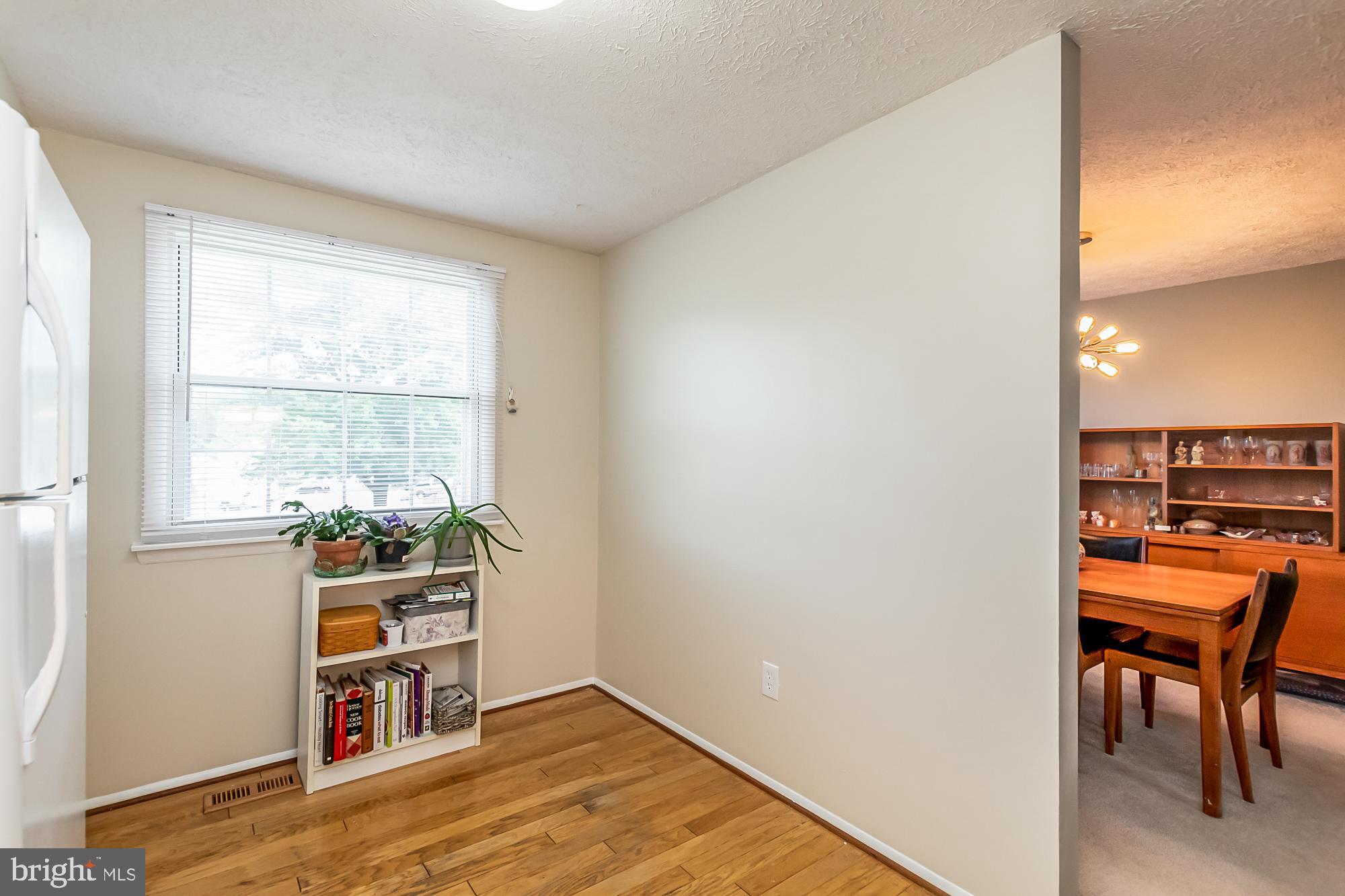 LAUREL VALLEY - Residential