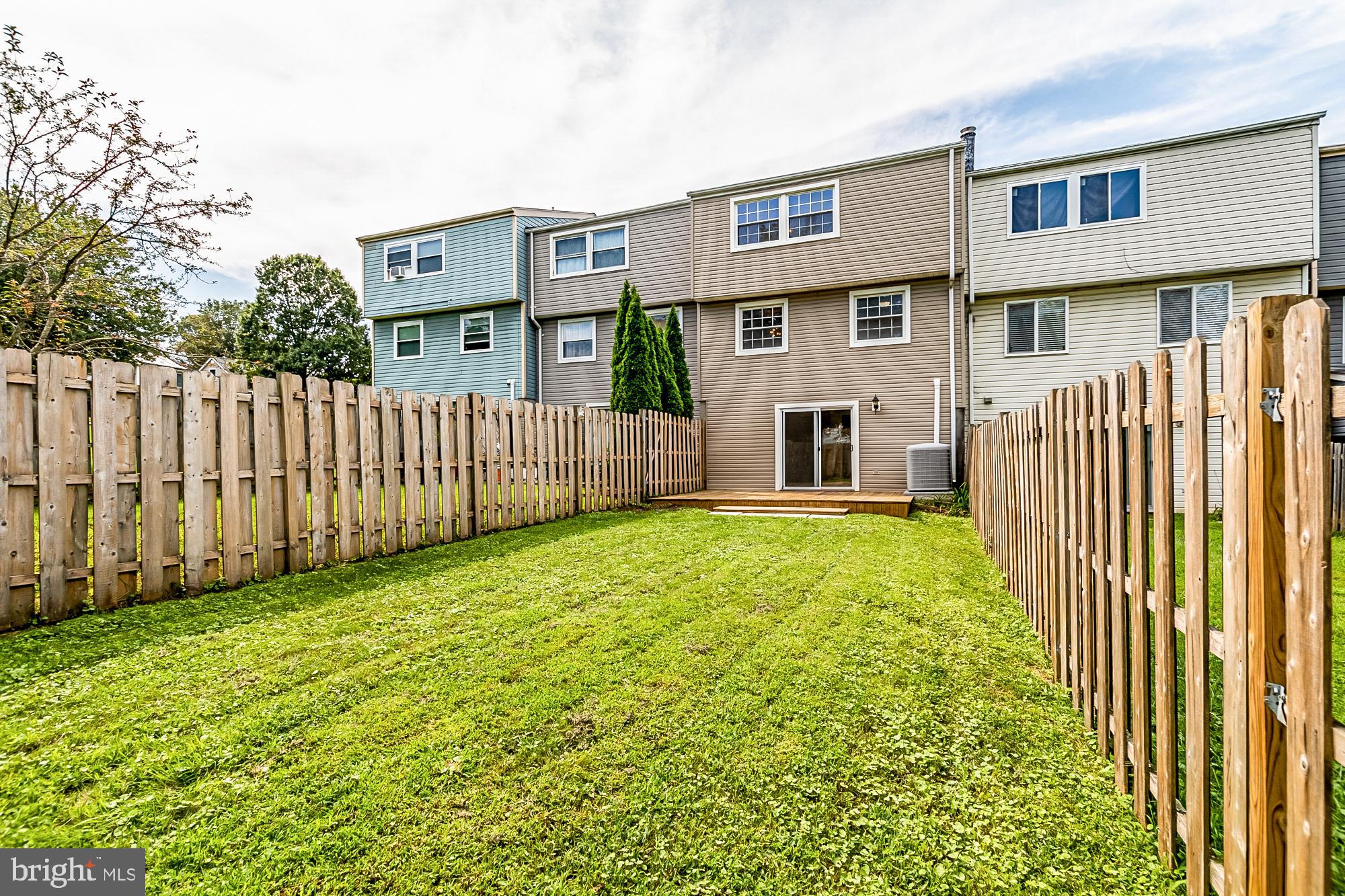 LAUREL VALLEY - Residential