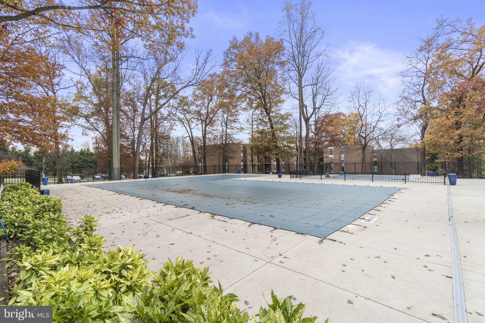 WOODBURN VILLAGE - Residential
