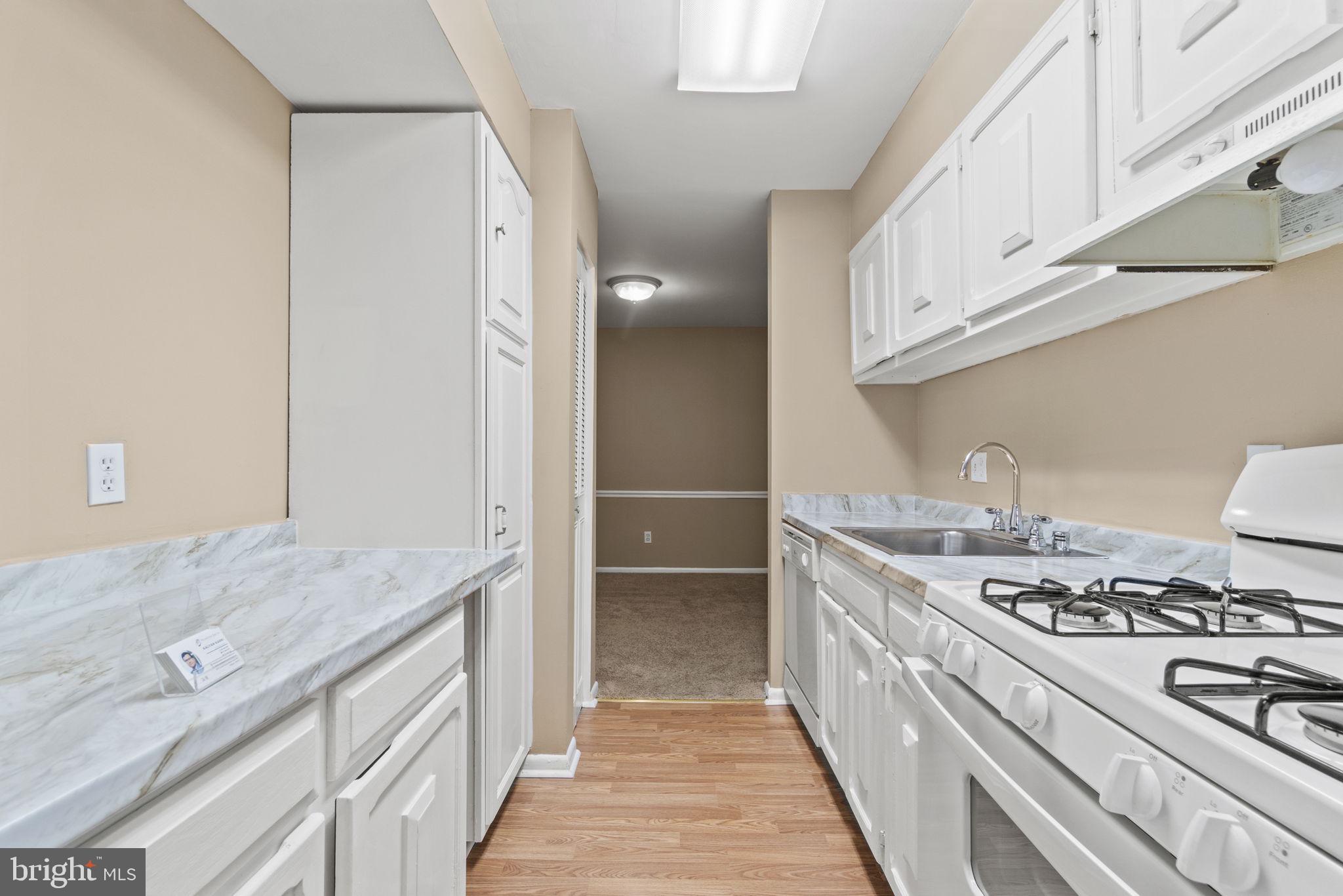 WOODBURN VILLAGE - Residential