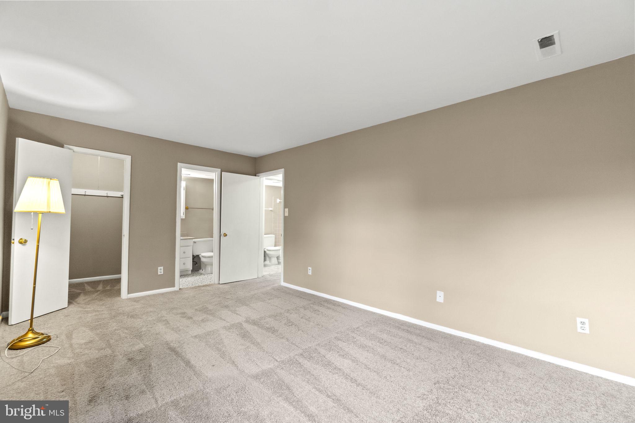 WOODBURN VILLAGE - Residential