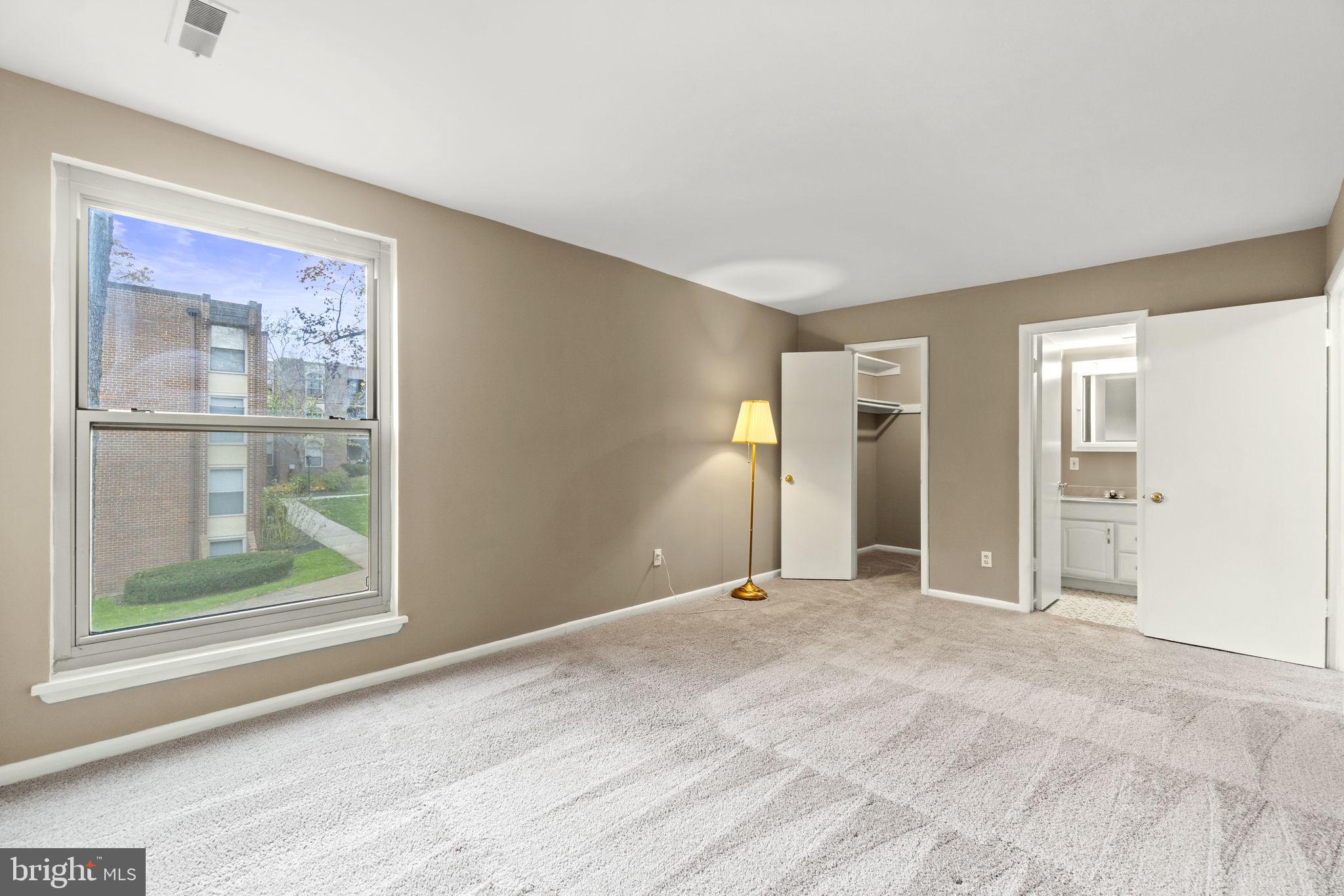 WOODBURN VILLAGE - Residential