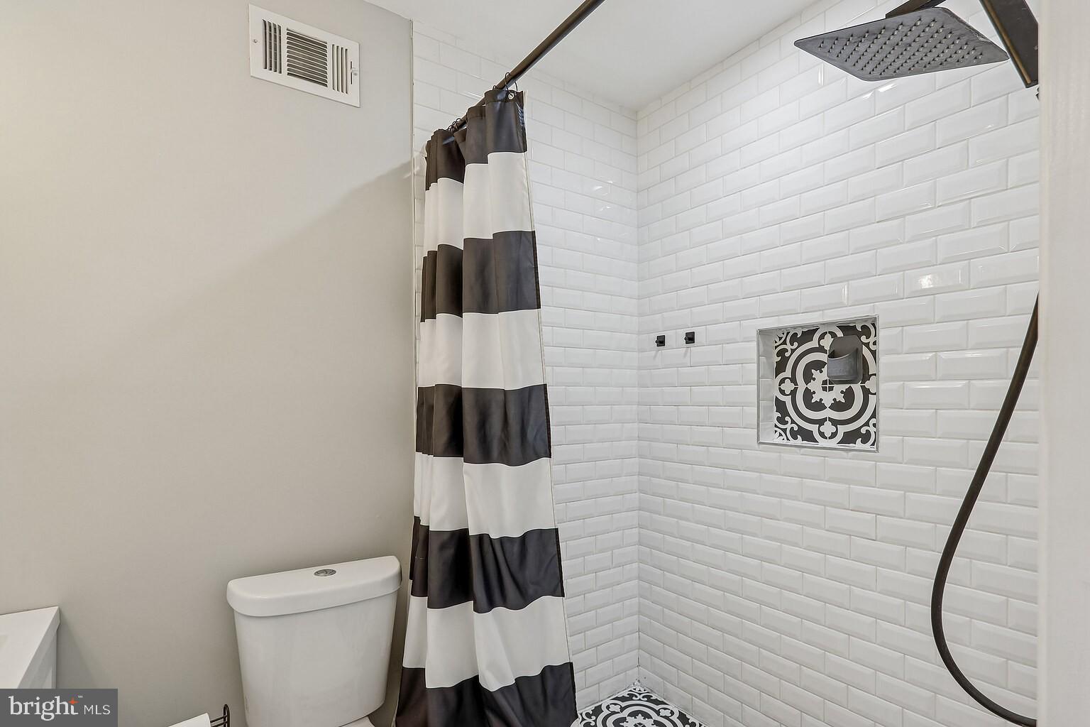 GREEKTOWN - Residential