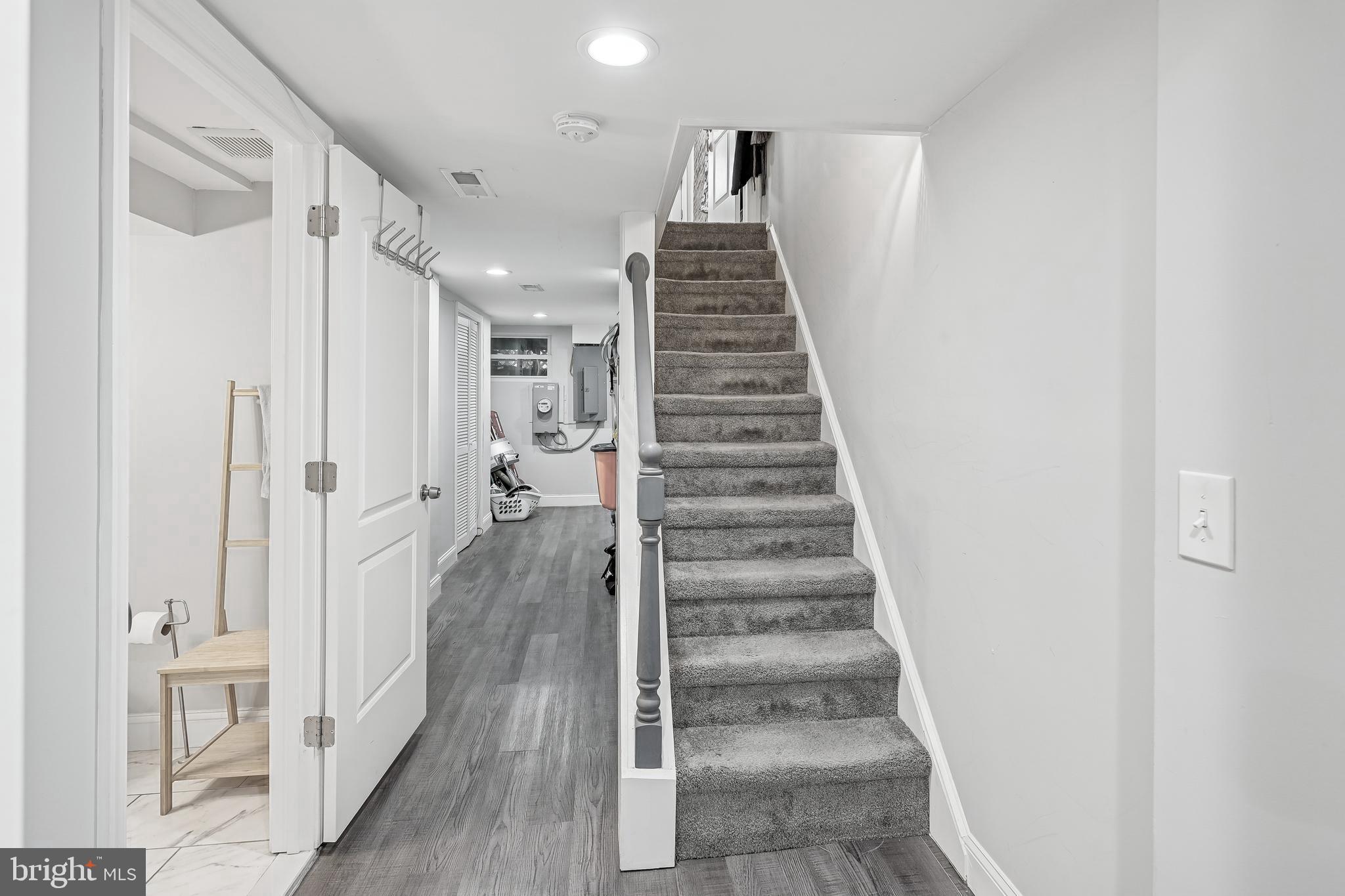 GREEKTOWN - Residential